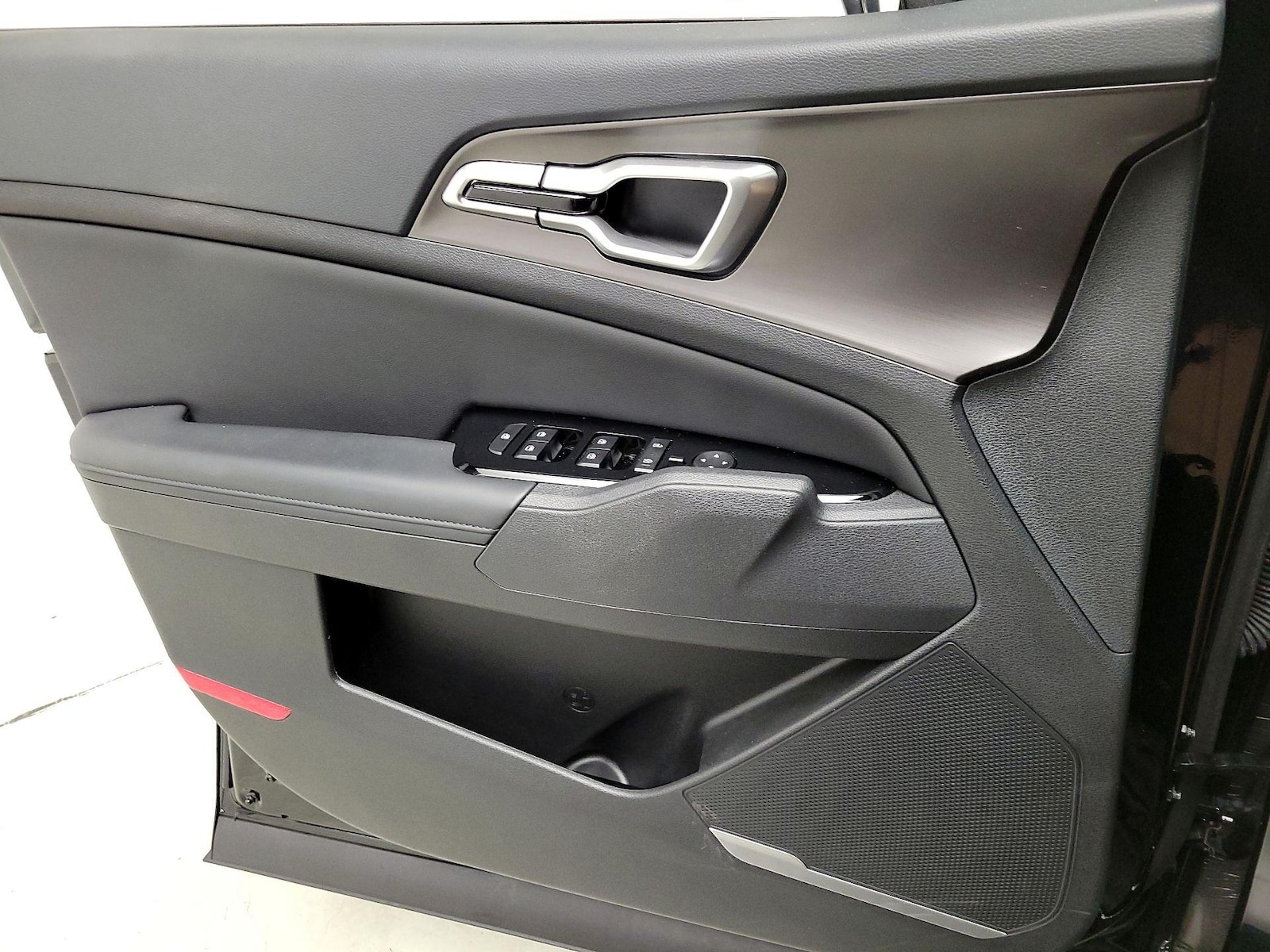 2025 Kia Sportage EX - Photo 13