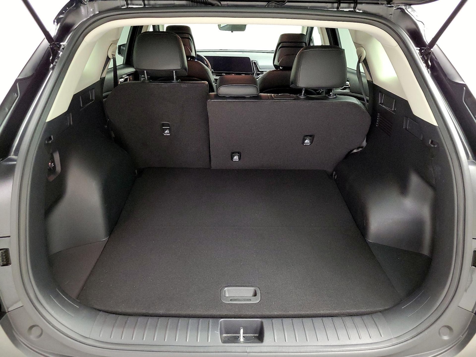 2025 Kia Sportage EX - Photo 22