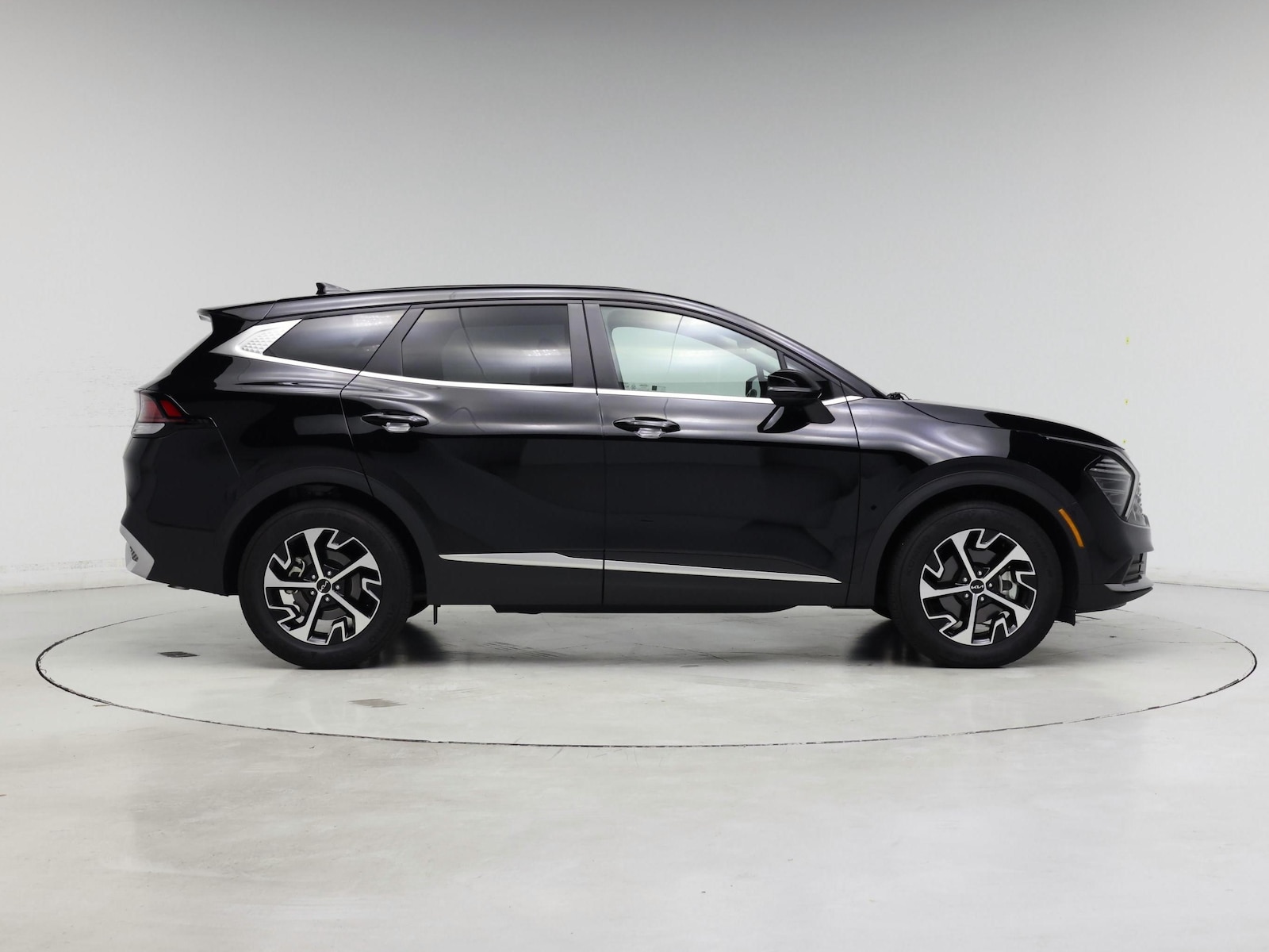 2025 Kia Sportage EX - Photo 8