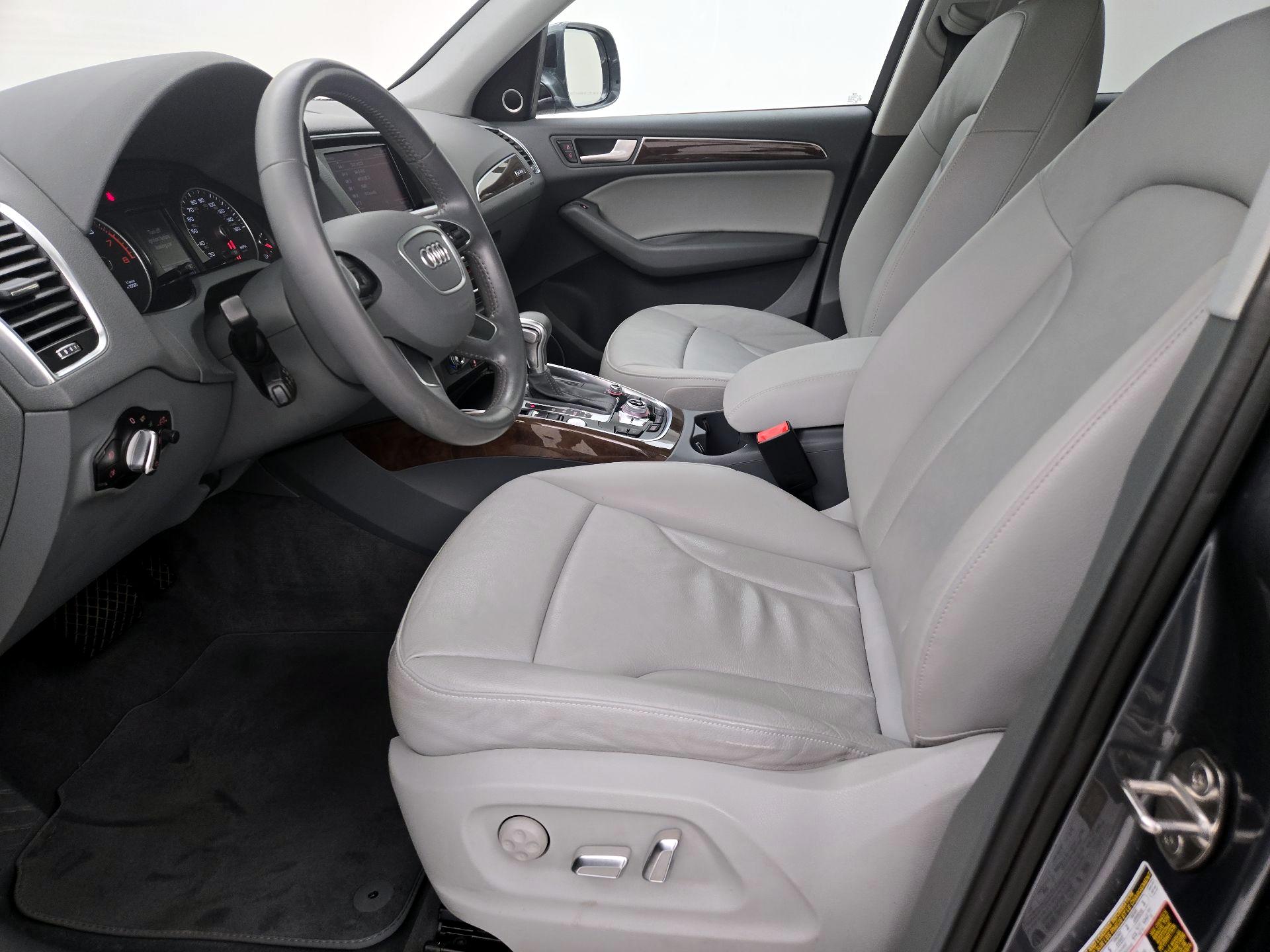 Thumbnail: 2016 Audi Q5 - 11