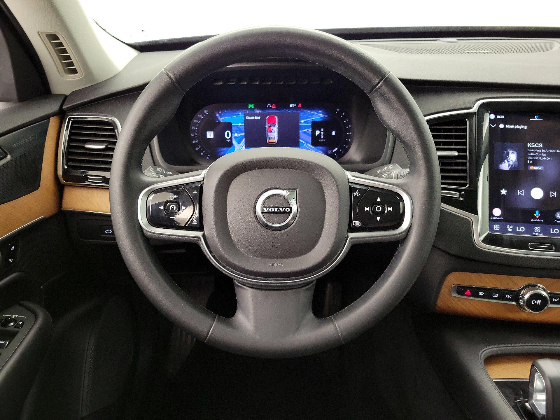 Thumbnail: 2023 Volvo XC90 - 10