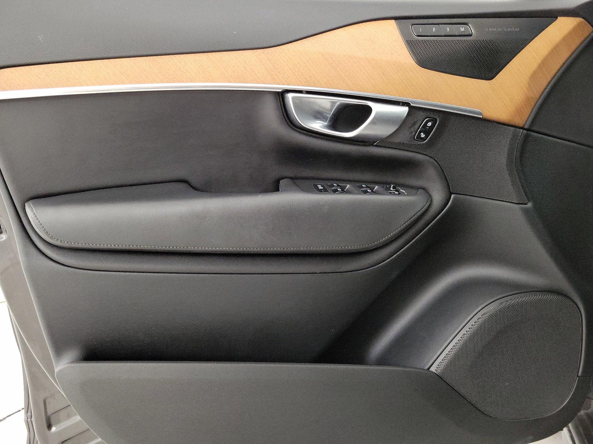 Thumbnail: 2023 Volvo XC90 - 12