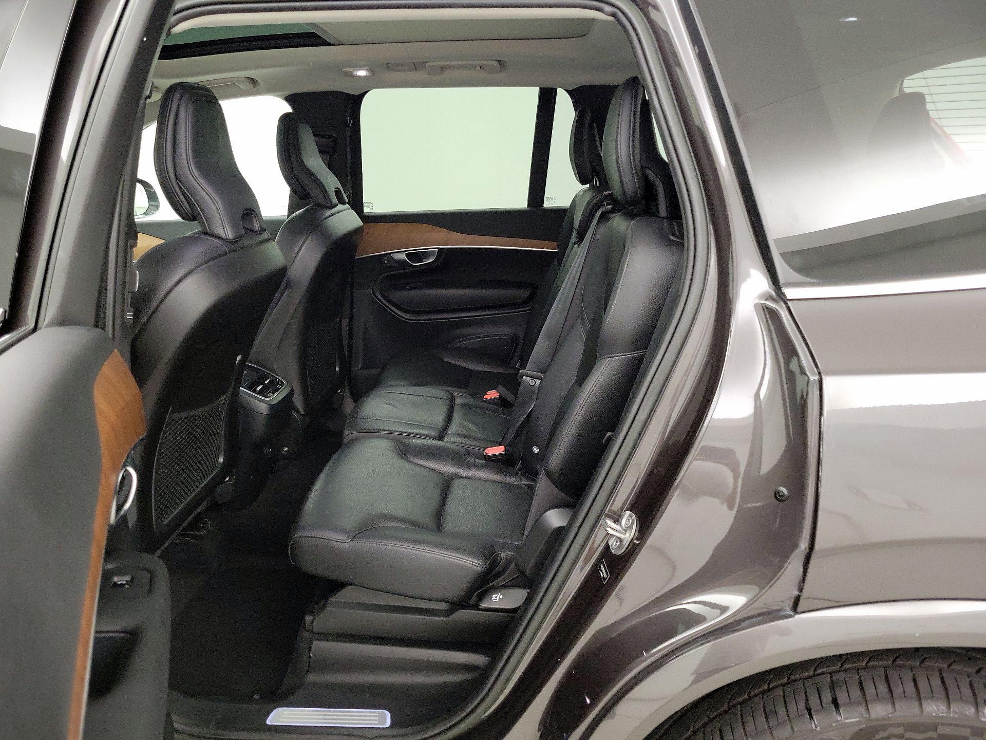 Thumbnail: 2023 Volvo XC90 - 20