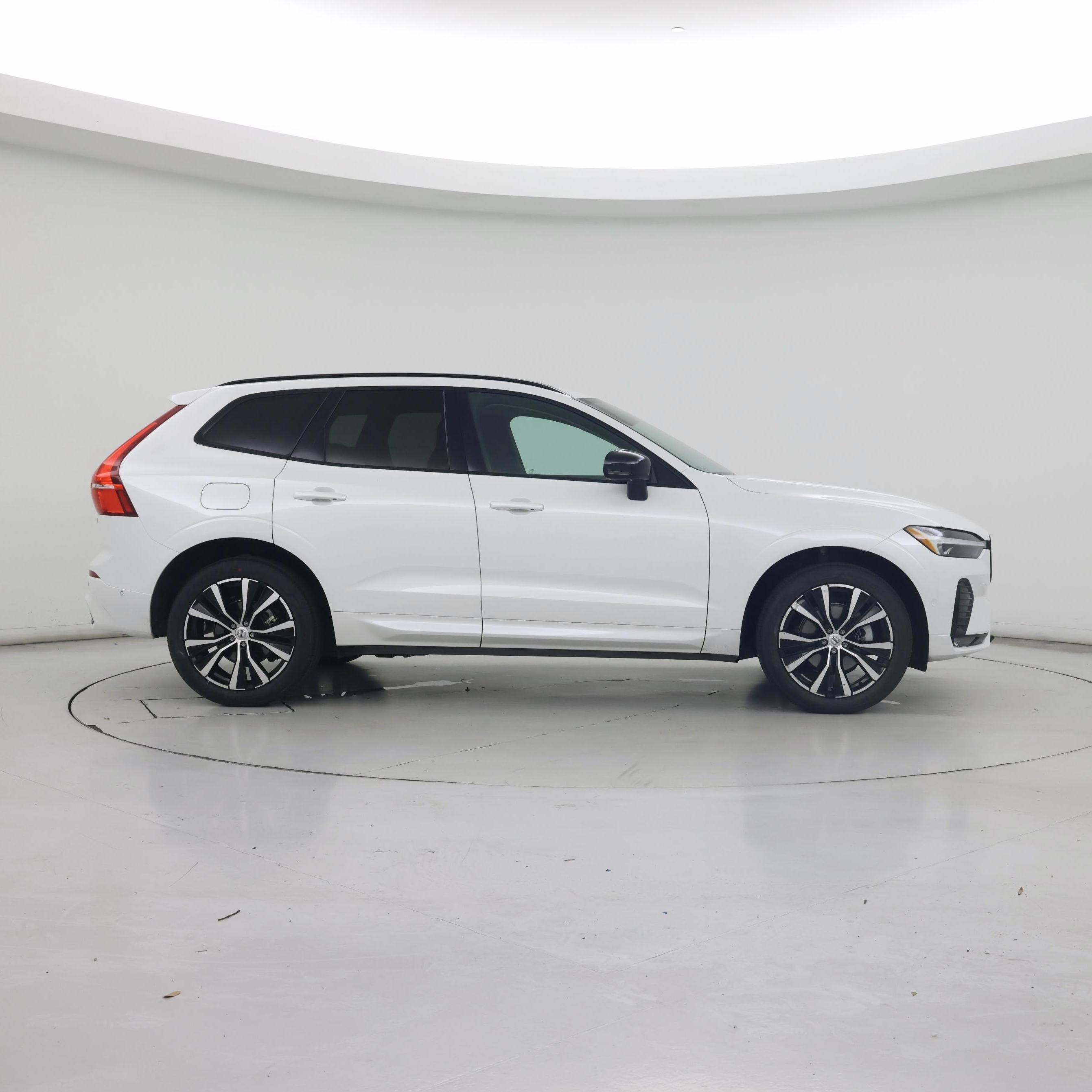 Thumbnail: 2024 Volvo XC60 - 7