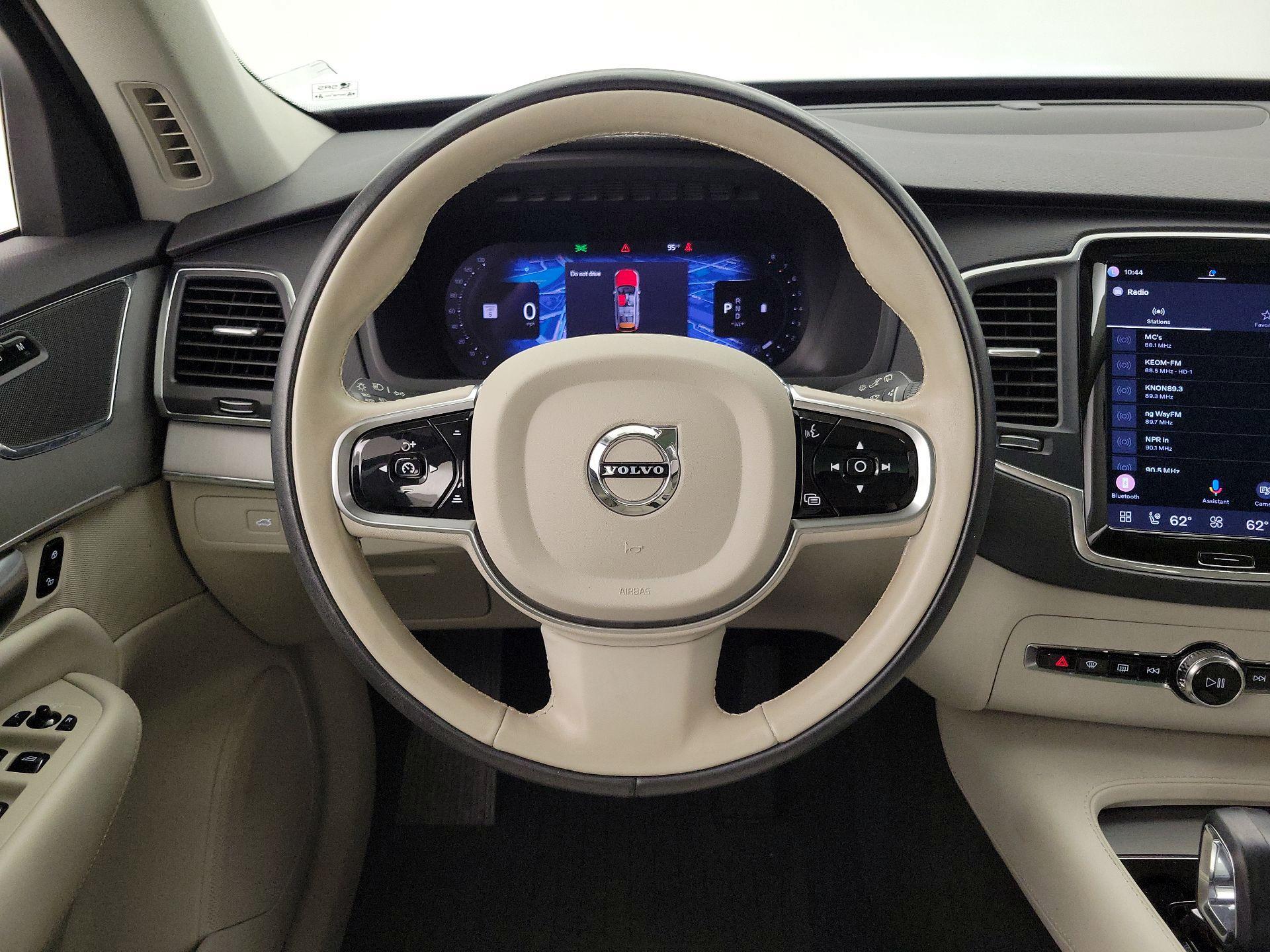 Thumbnail: 2023 Volvo XC90 - 10