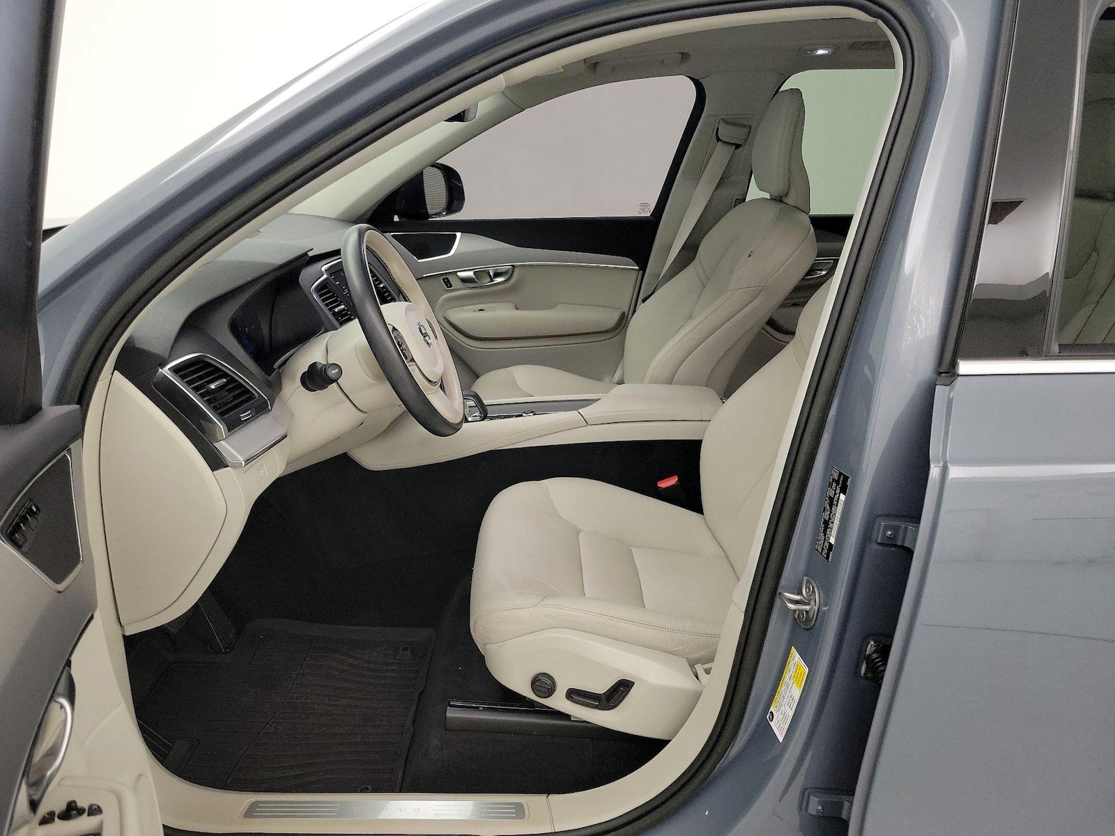2023 Volvo XC90 Core - Photo 12