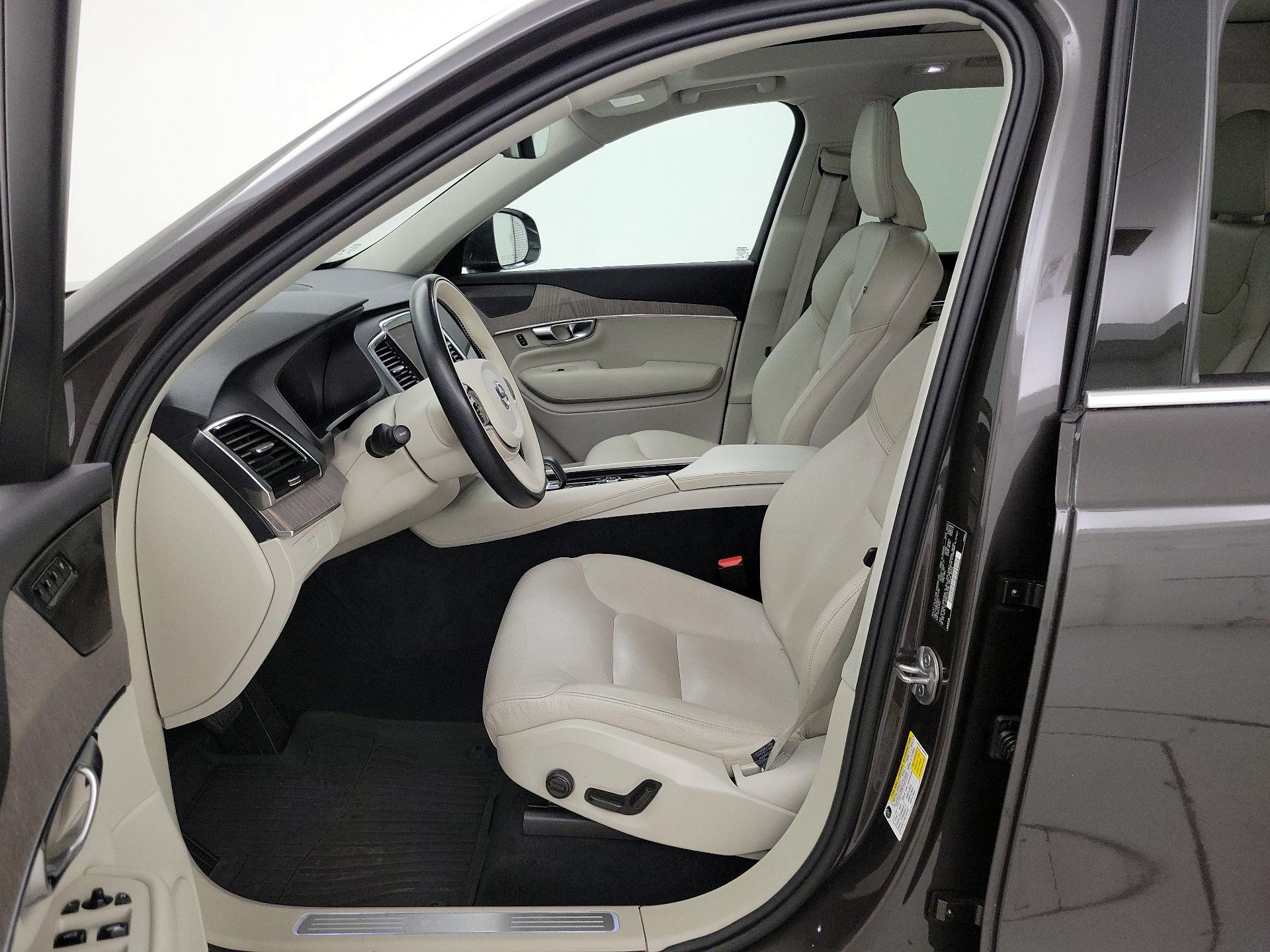 Thumbnail: 2023 Volvo XC90 - 11