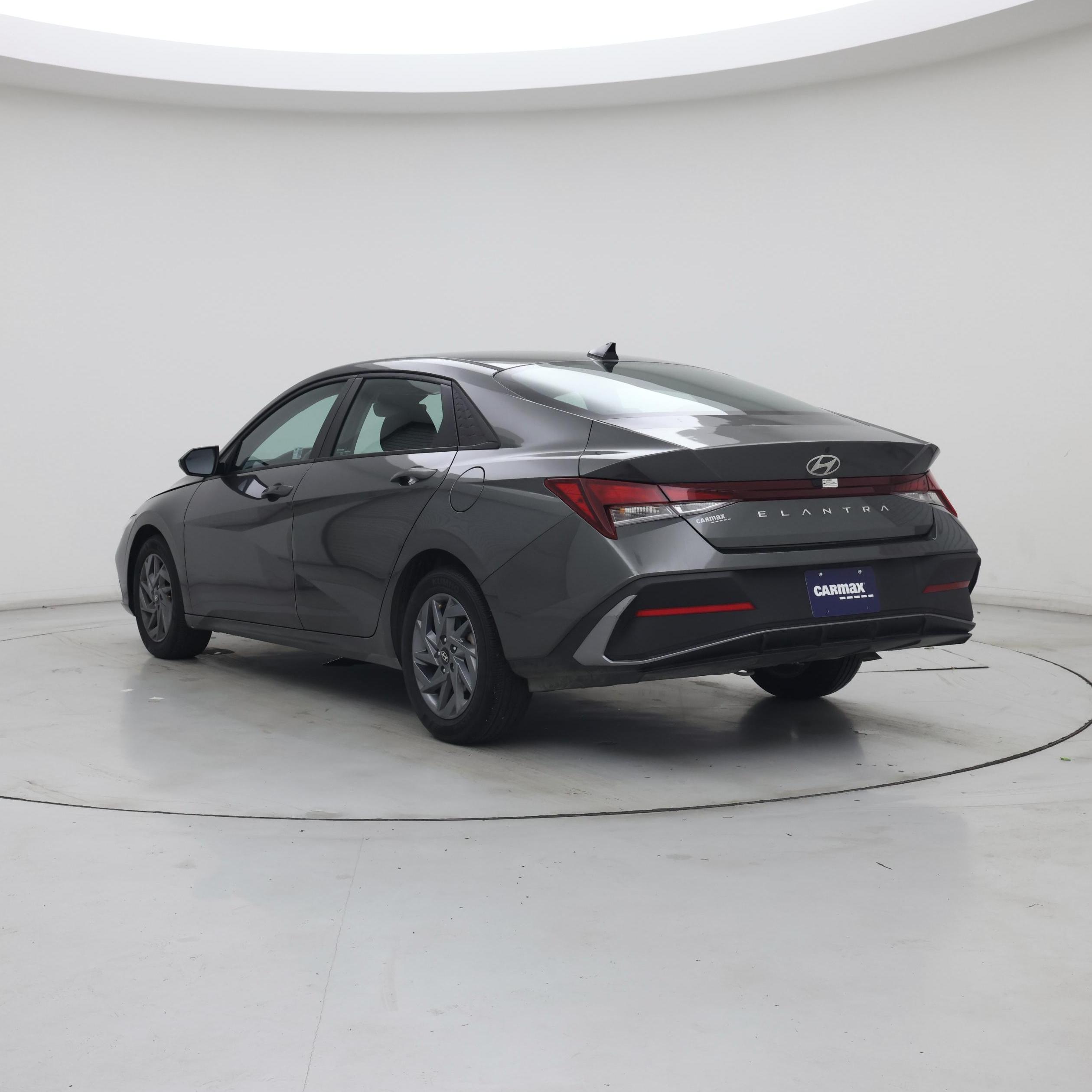 Thumbnail: 2024 Hyundai Elantra - 2