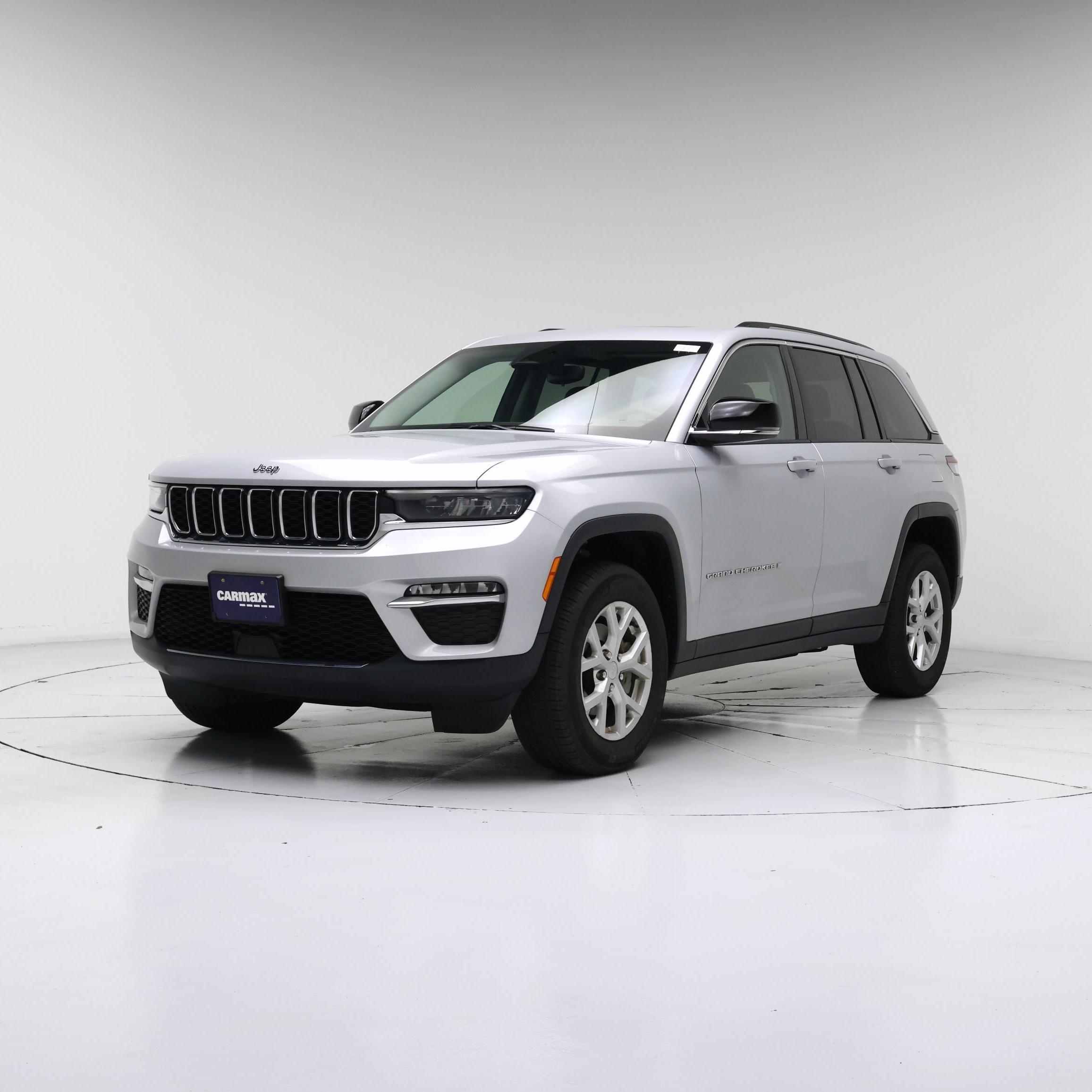 Thumbnail: 2023 Jeep Grand Cherokee - 4
