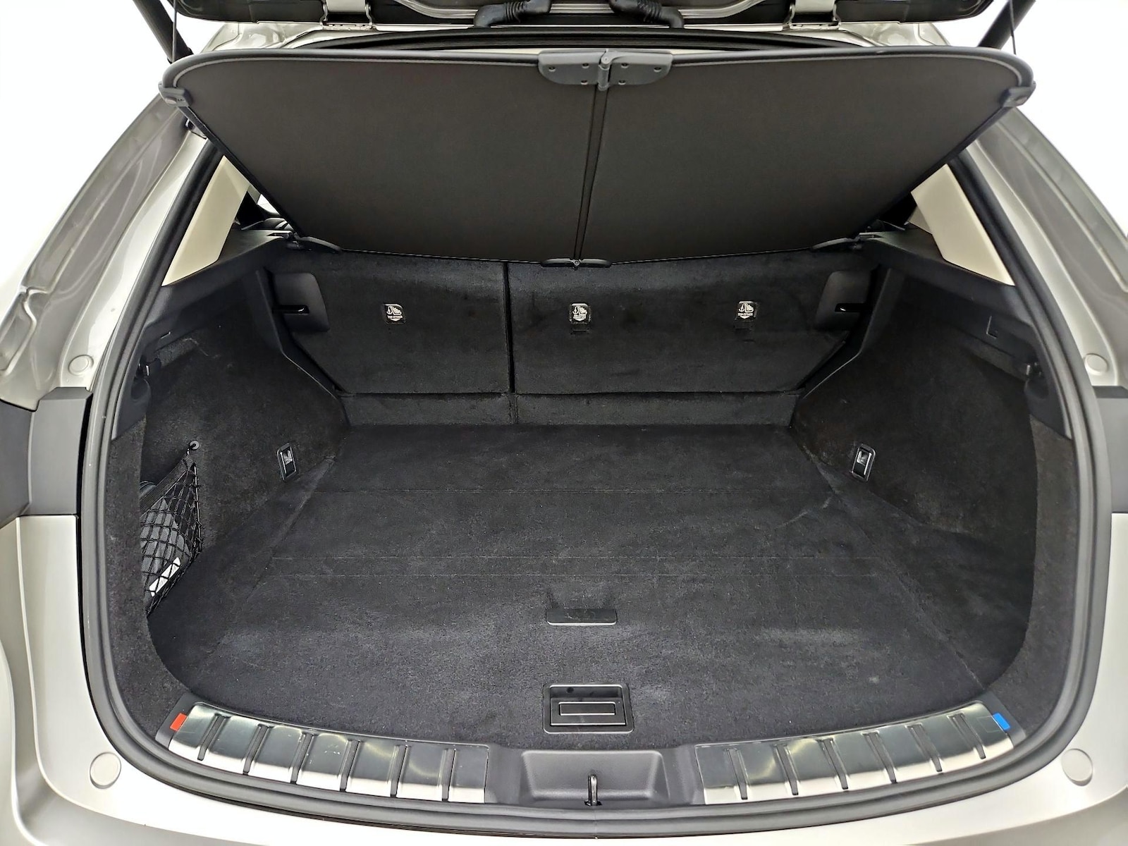 2025 Lexus NX 250 - Photo 19