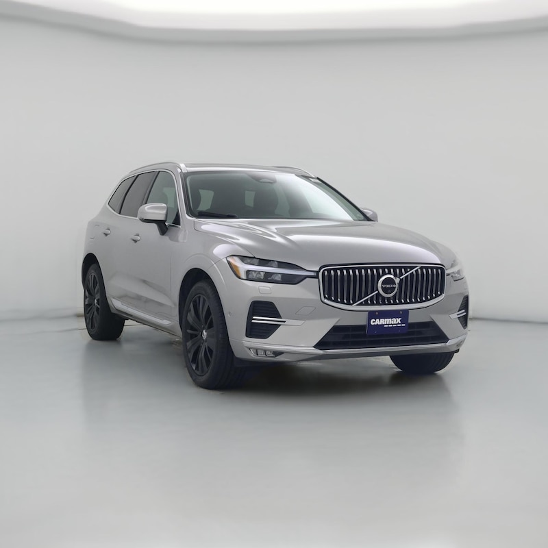2023 Volvo XC60 B5 Plus Bright Theme