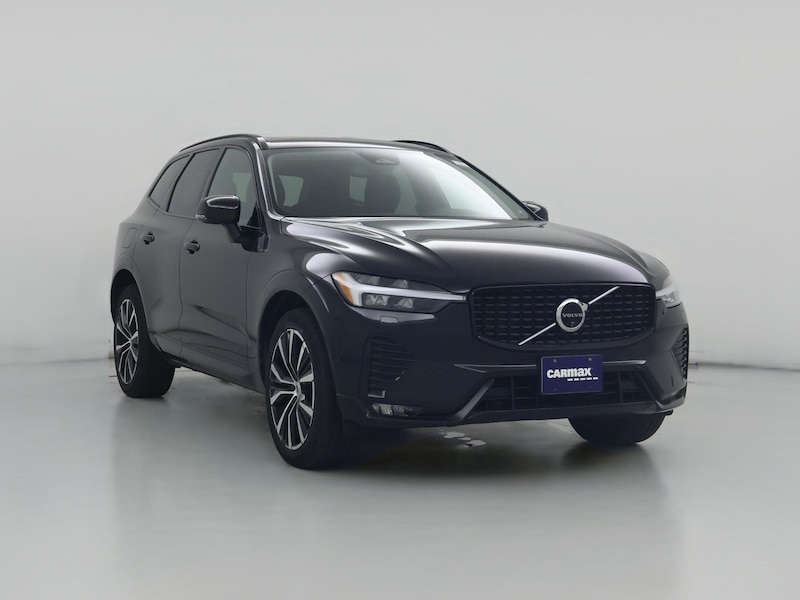 2024 Volvo XC60 B5 Plus Dark Theme