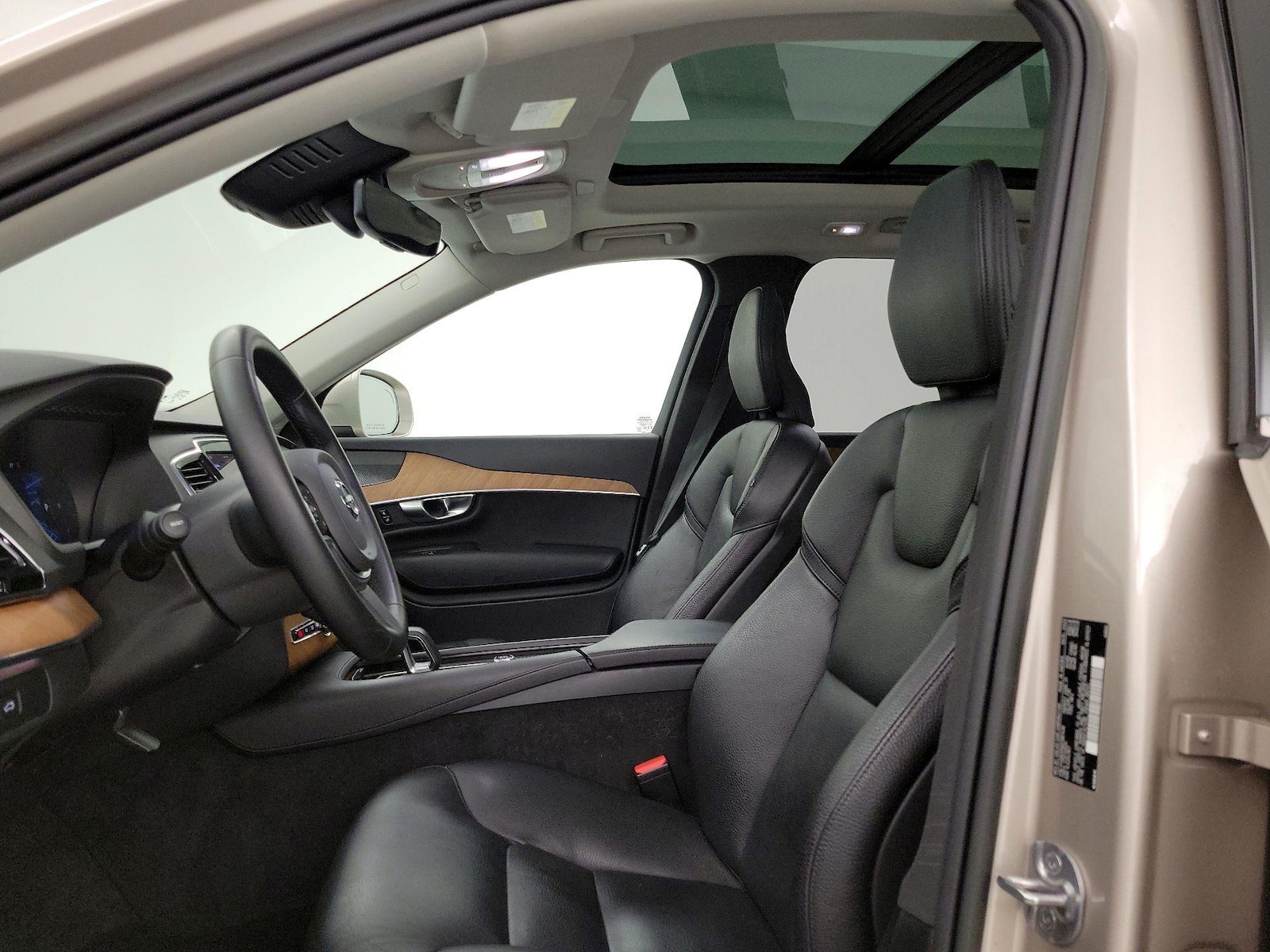 2023 Volvo XC90 Plus - Photo 20
