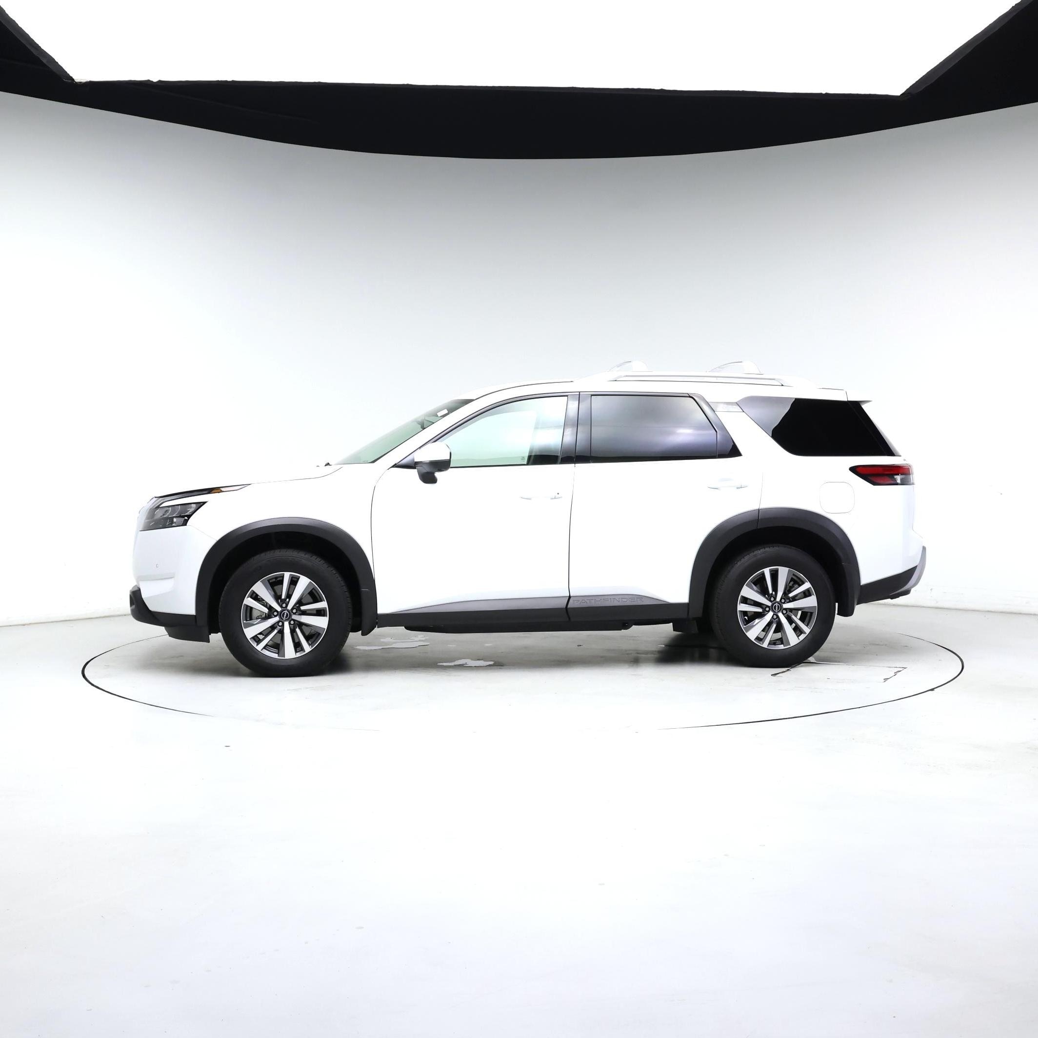 Thumbnail: 2025 Nissan Pathfinder - 3