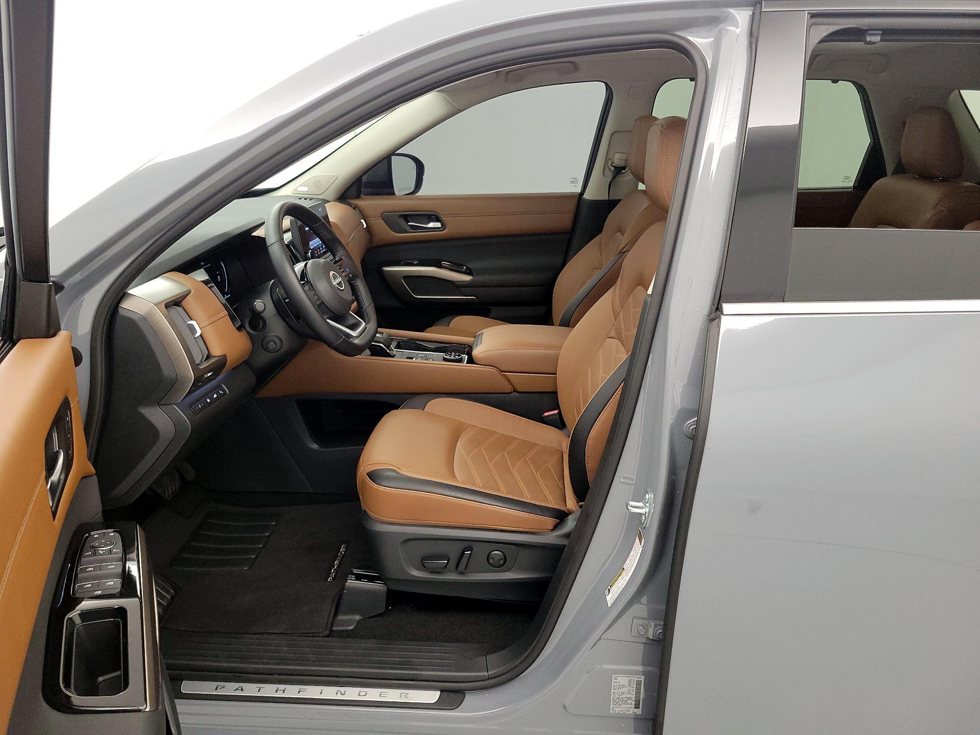 Thumbnail: 2025 Nissan Pathfinder - 11