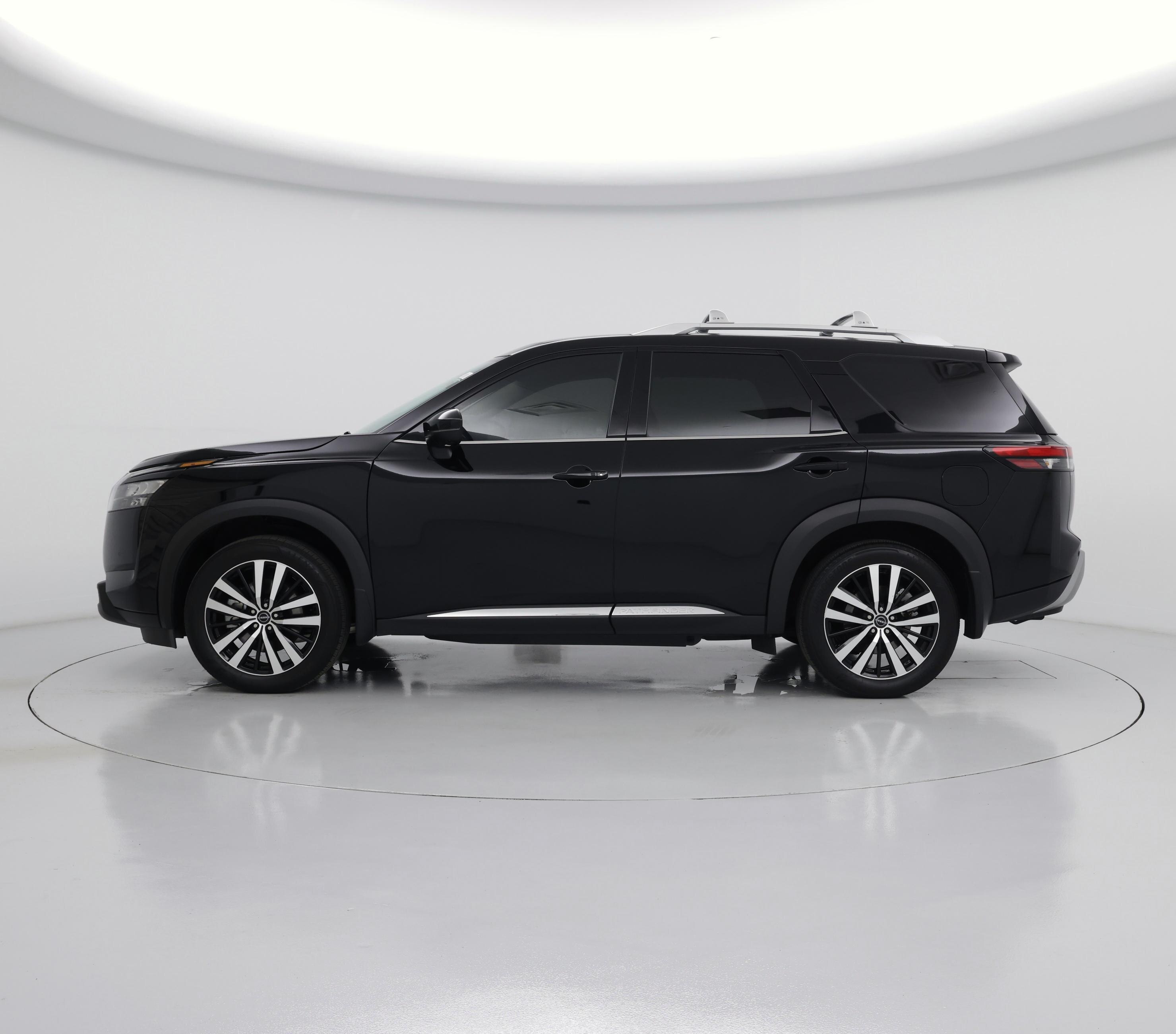 Thumbnail: 2025 Nissan Pathfinder - 3