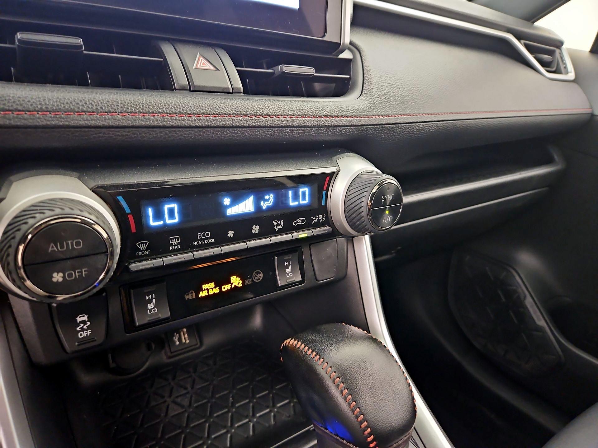 Thumbnail: 2023 Toyota RAV4 - 16