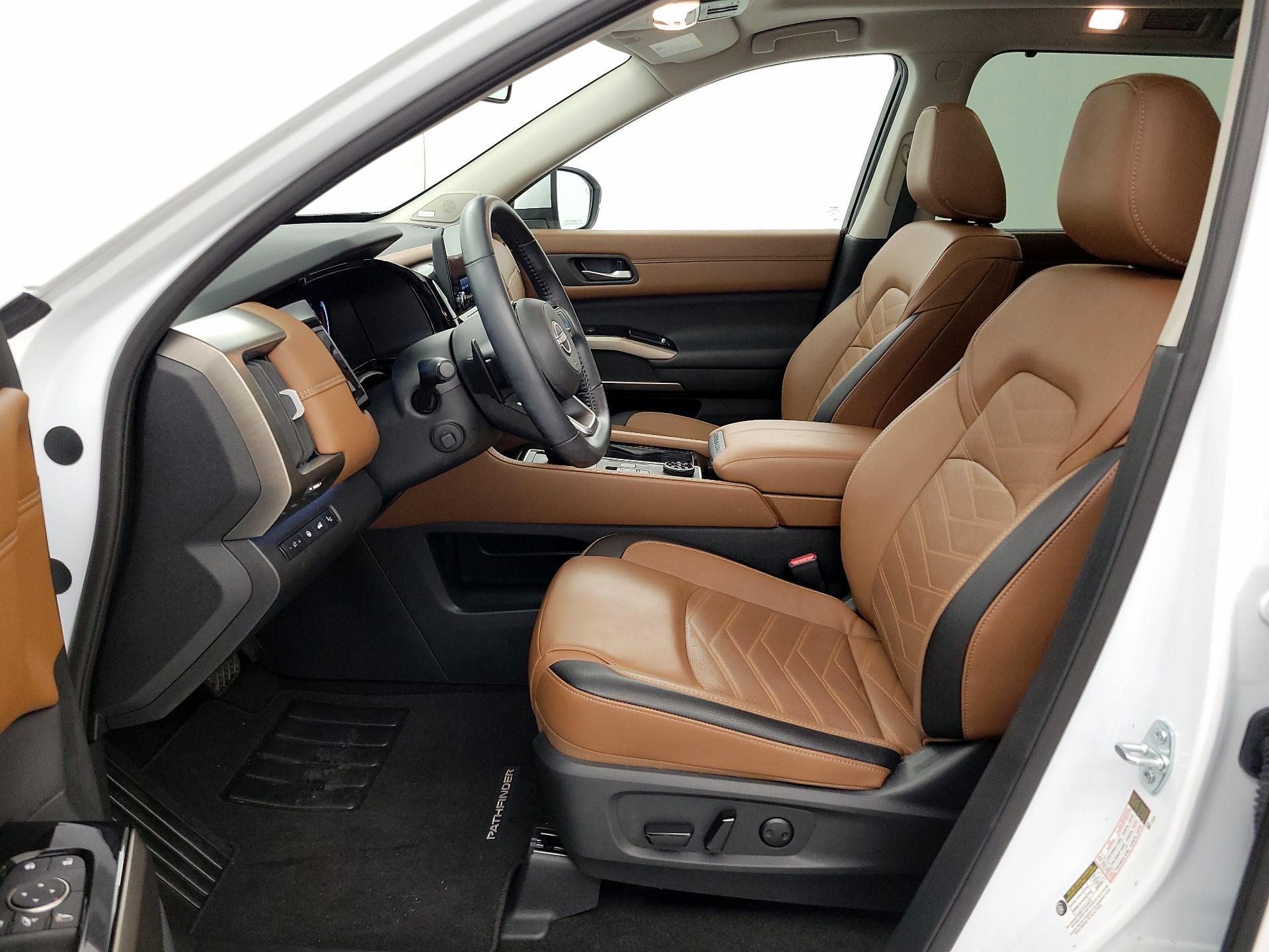 Thumbnail: 2025 Nissan Pathfinder - 11