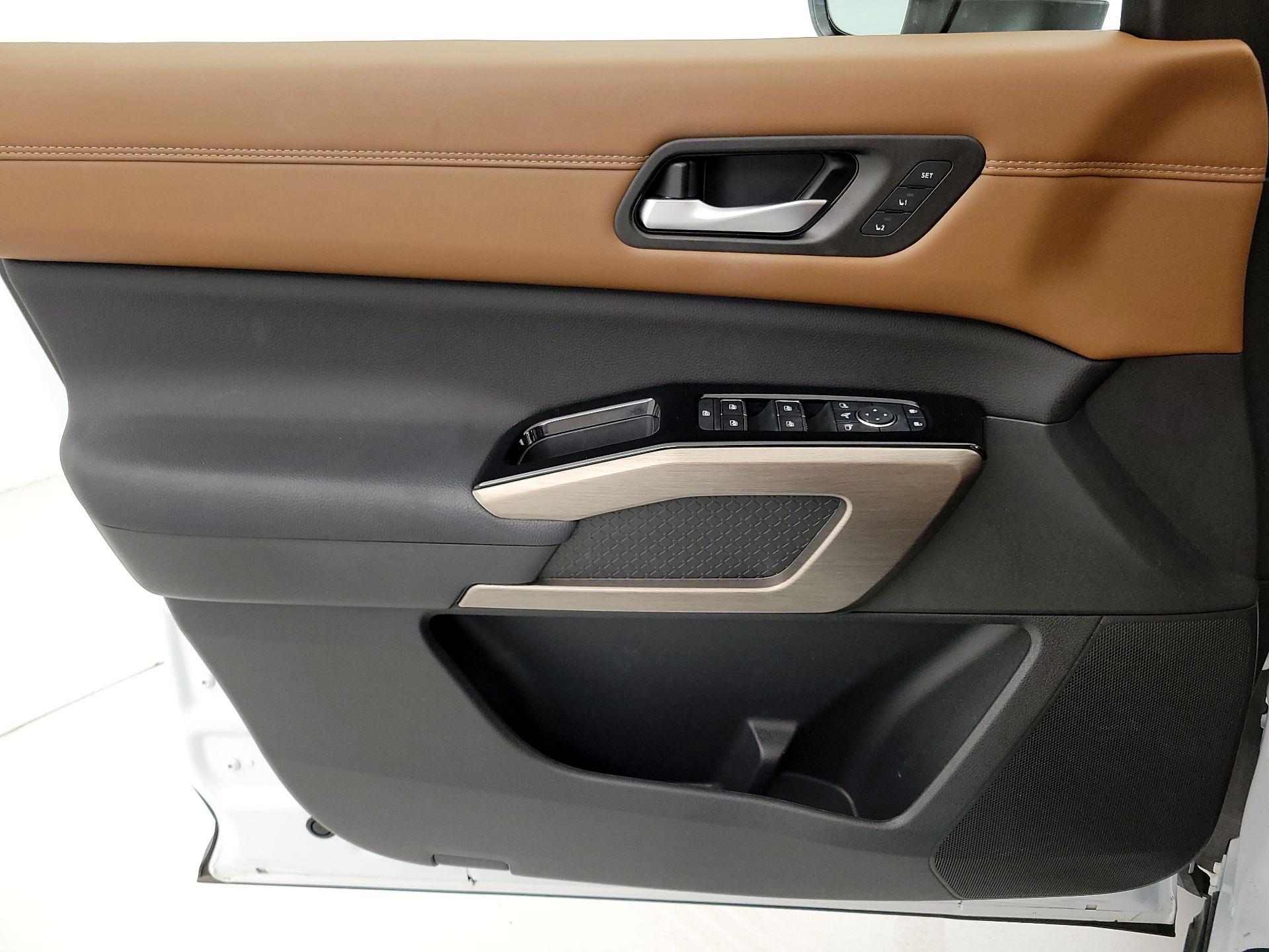 Thumbnail: 2025 Nissan Pathfinder - 12