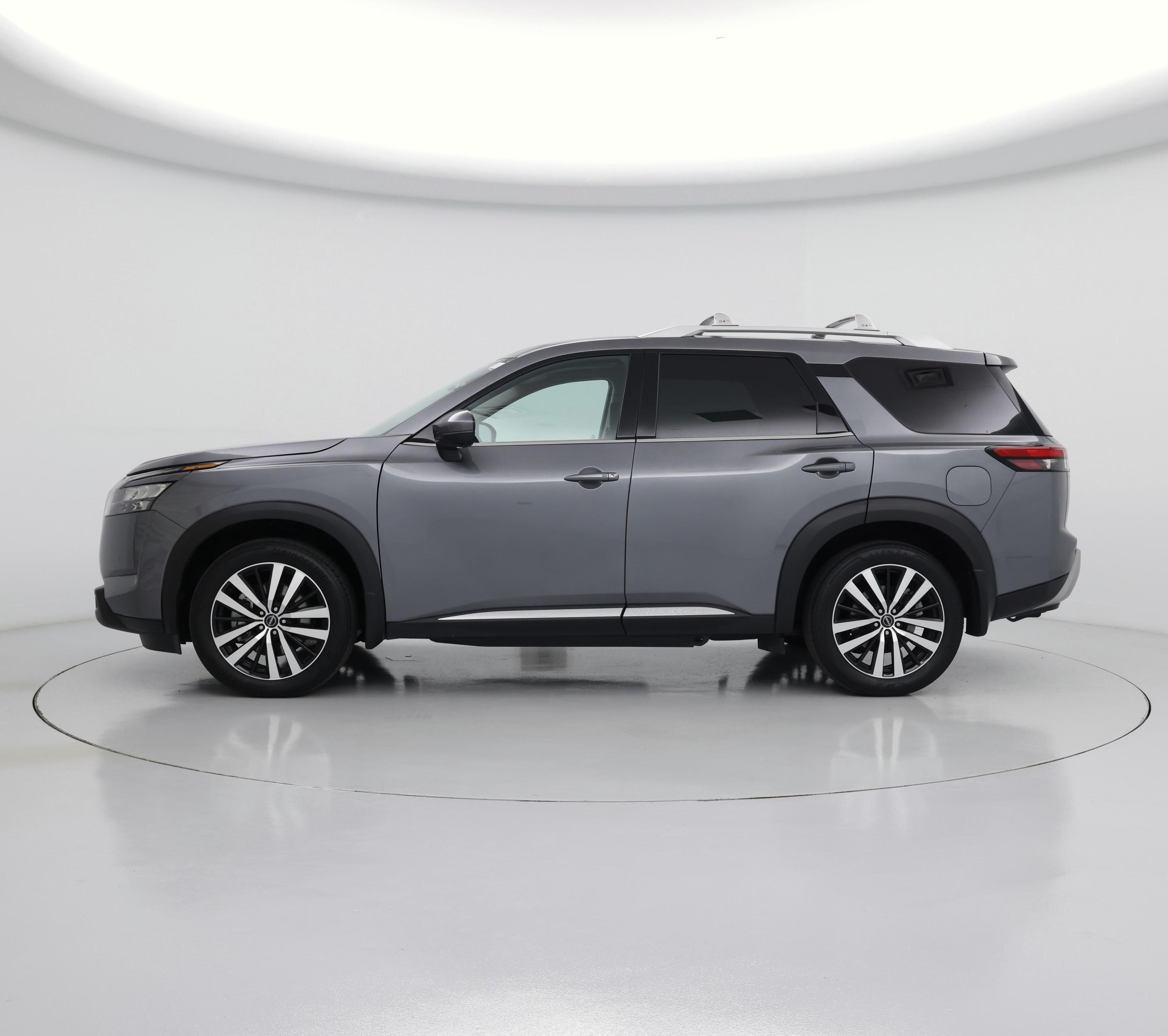 Thumbnail: 2025 Nissan Pathfinder - 3