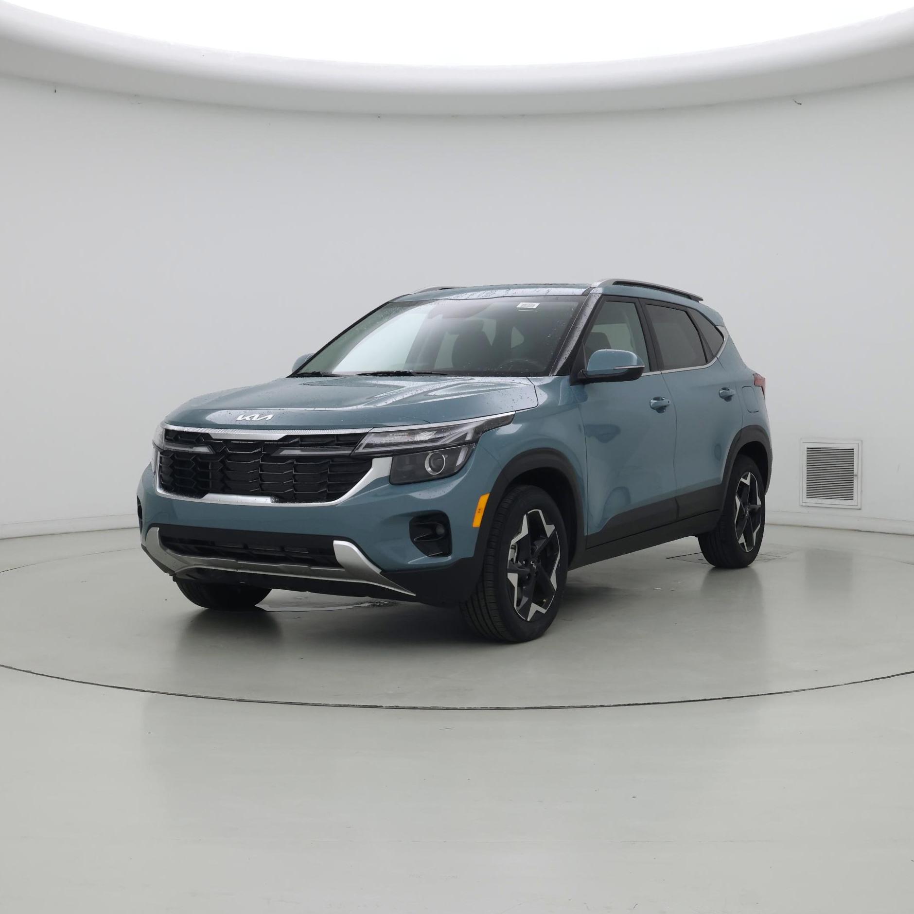 Thumbnail: 2025 Kia Seltos - 4