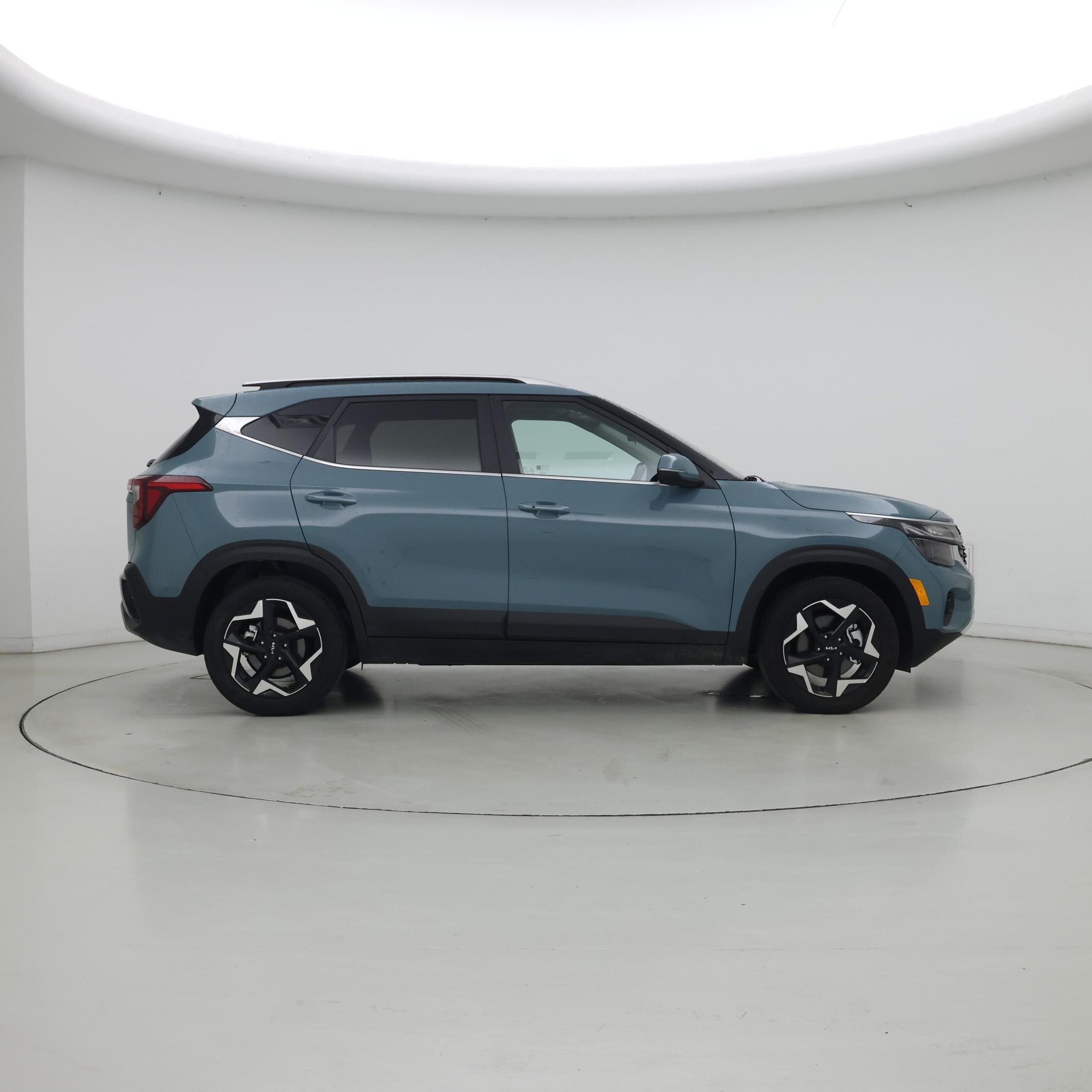 Thumbnail: 2025 Kia Seltos - 7