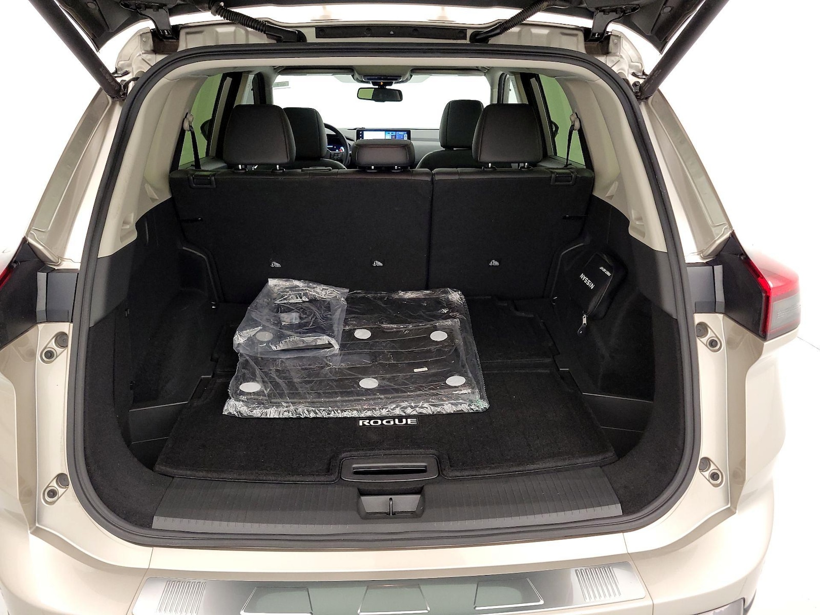 2025 Nissan Rogue SL - Photo 22