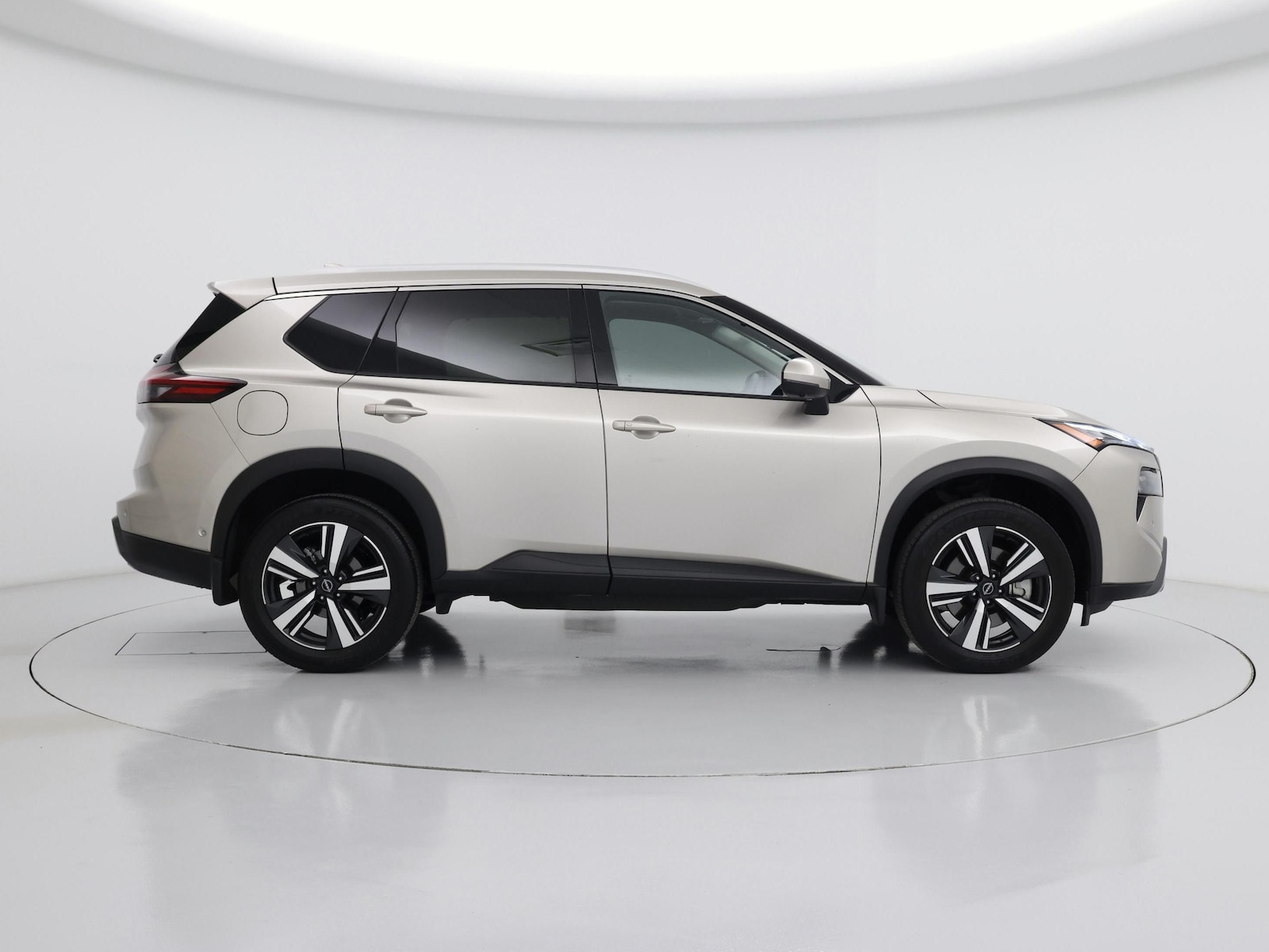 2025 Nissan Rogue SL - Photo 8