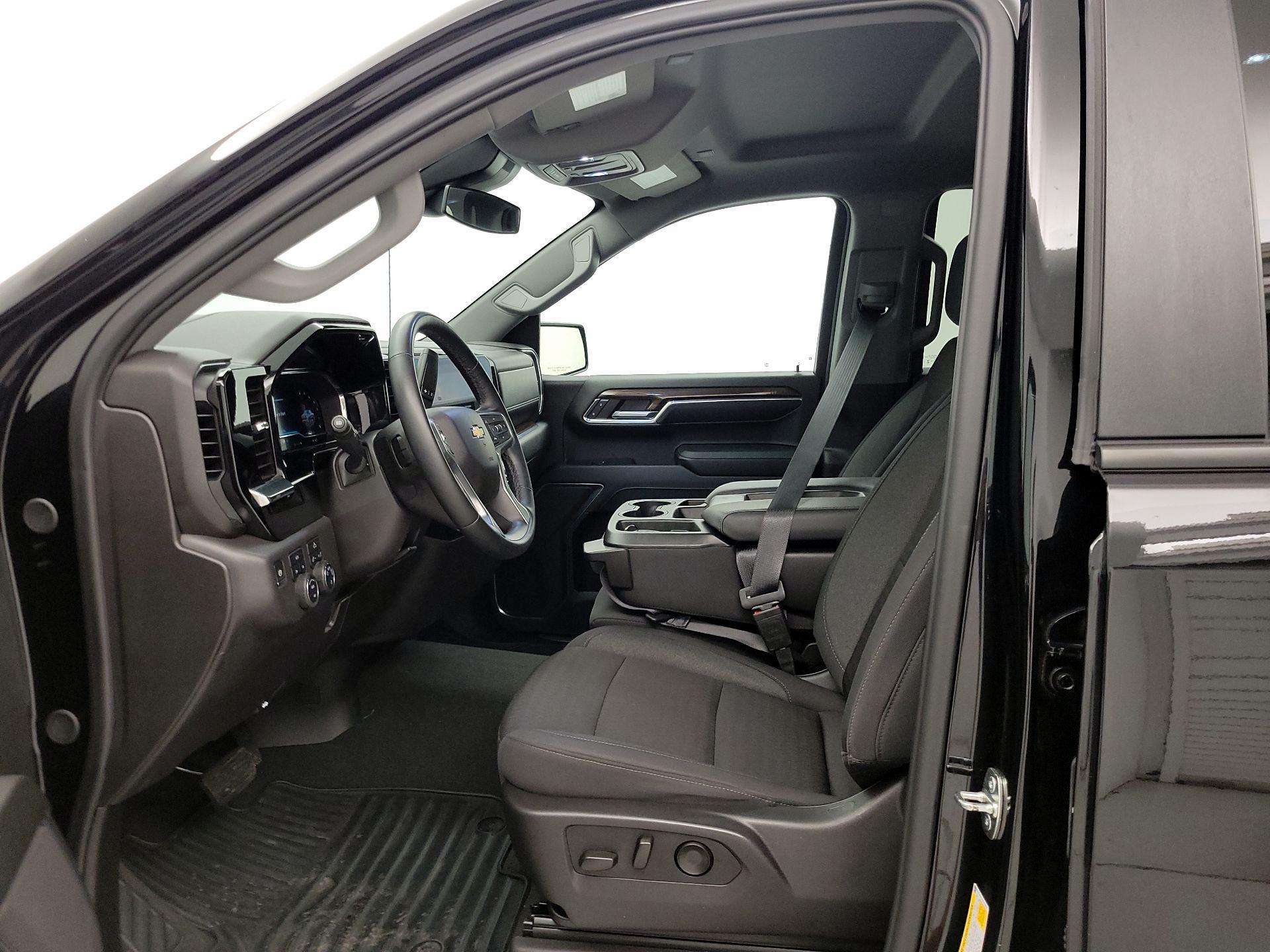 Thumbnail: 2024 Chevrolet Silverado 1500 - 11
