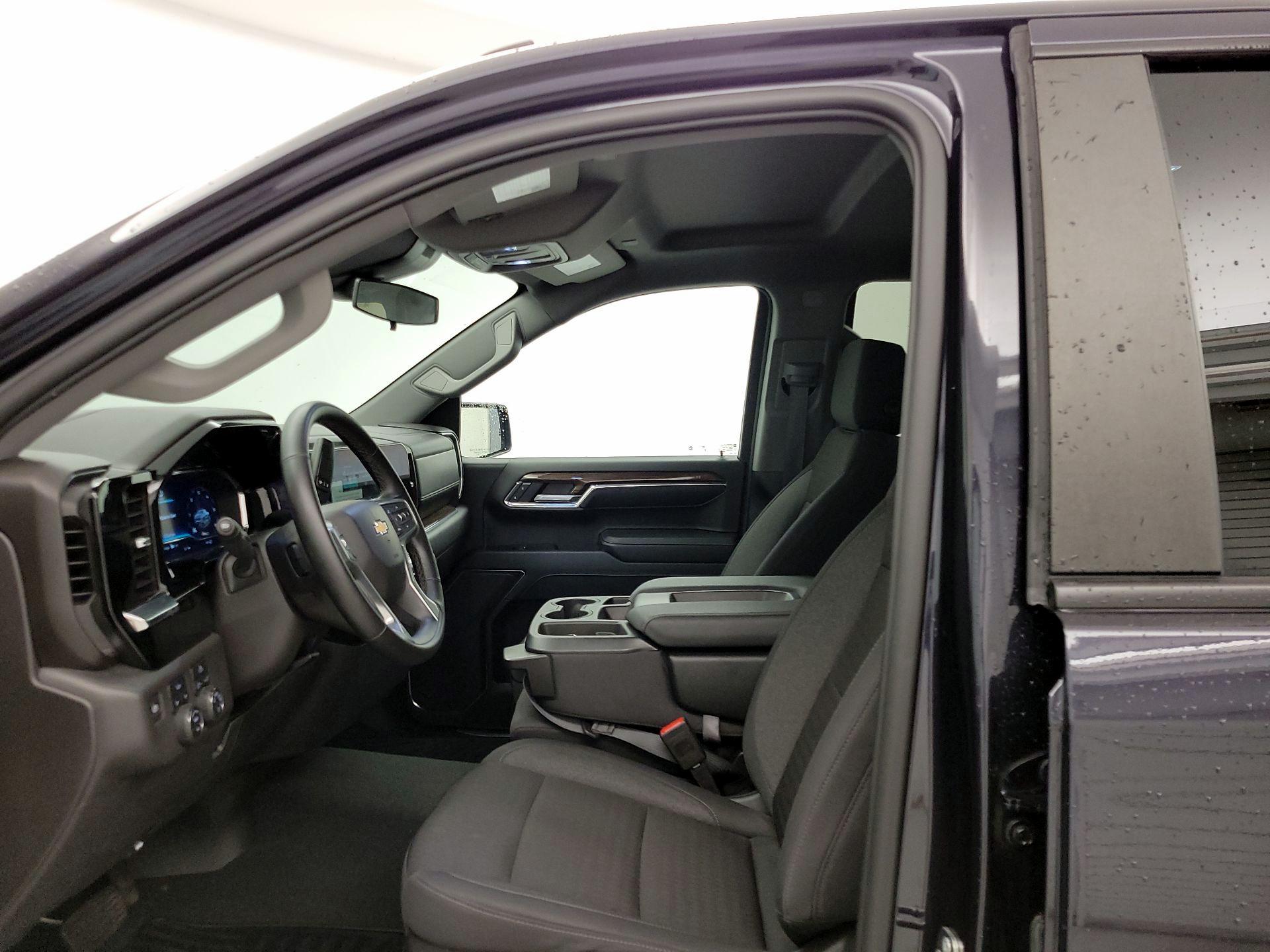Thumbnail: 2024 Chevrolet Silverado 1500 - 11