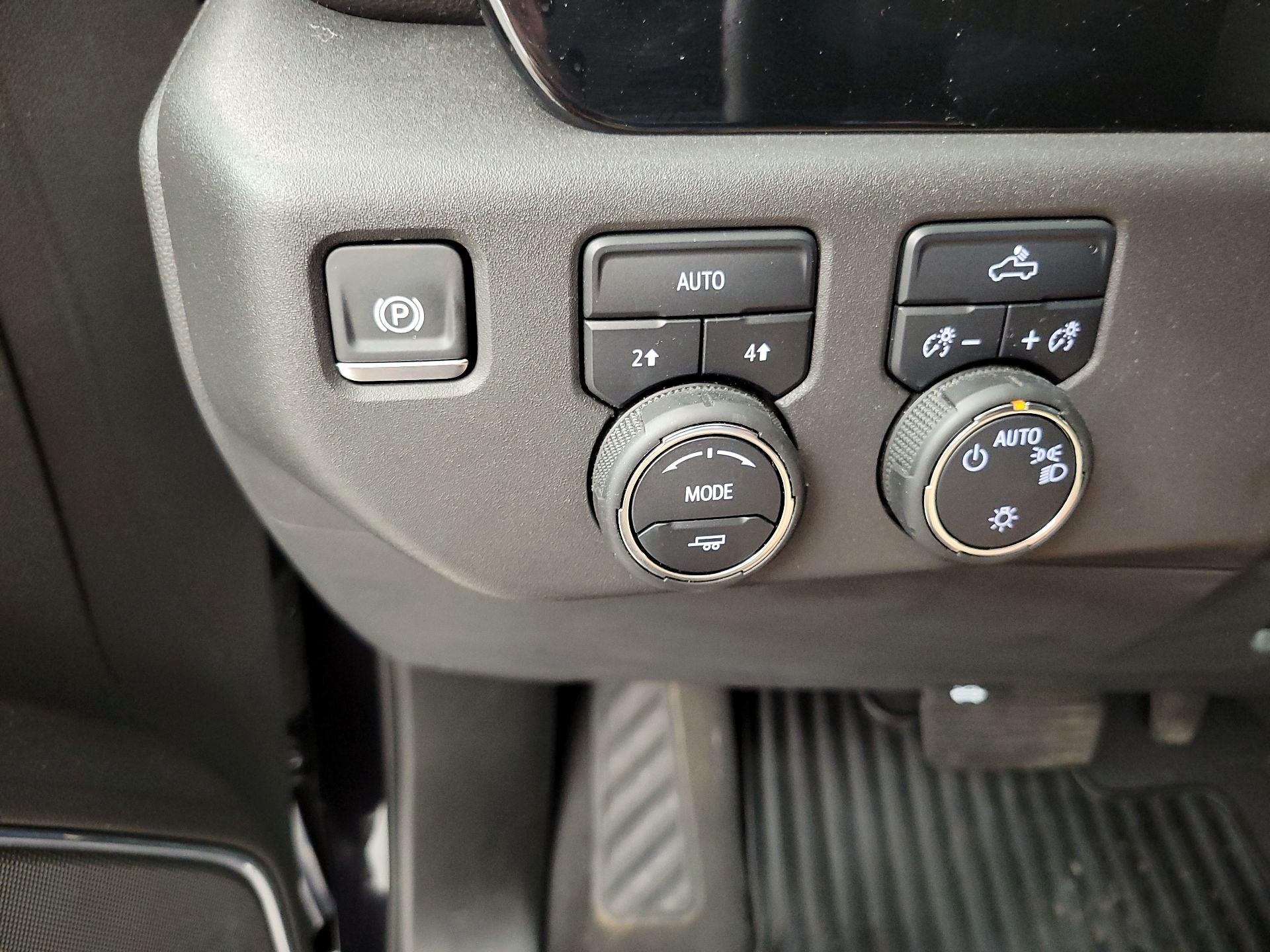 Thumbnail: 2024 Chevrolet Silverado 1500 - 13