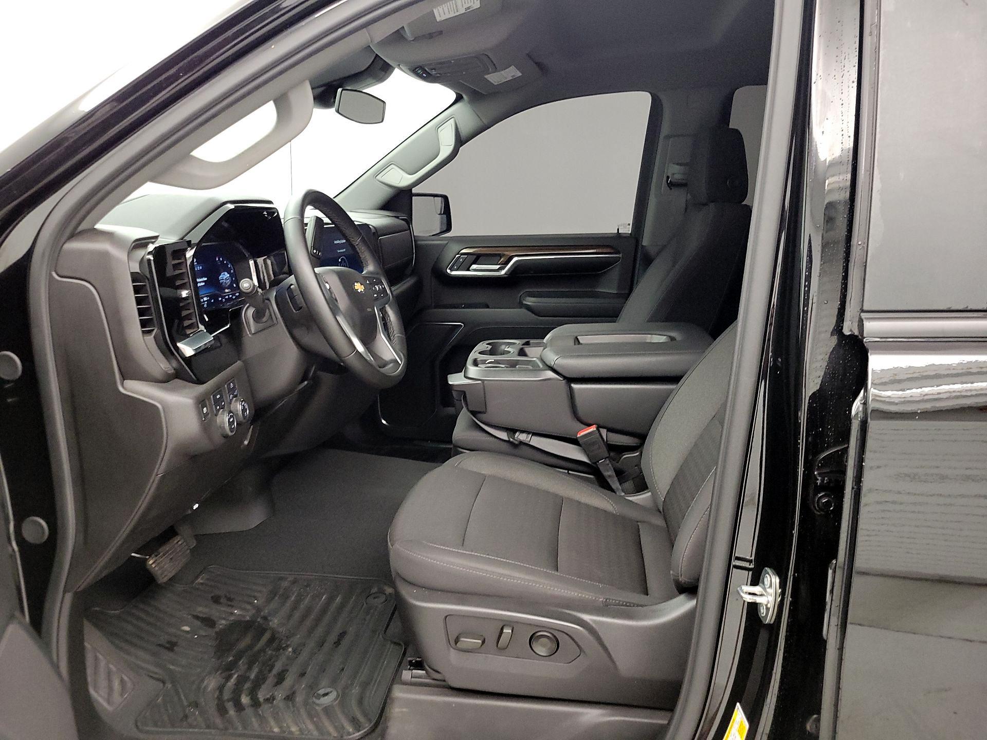 Thumbnail: 2024 Chevrolet Silverado 1500 - 11