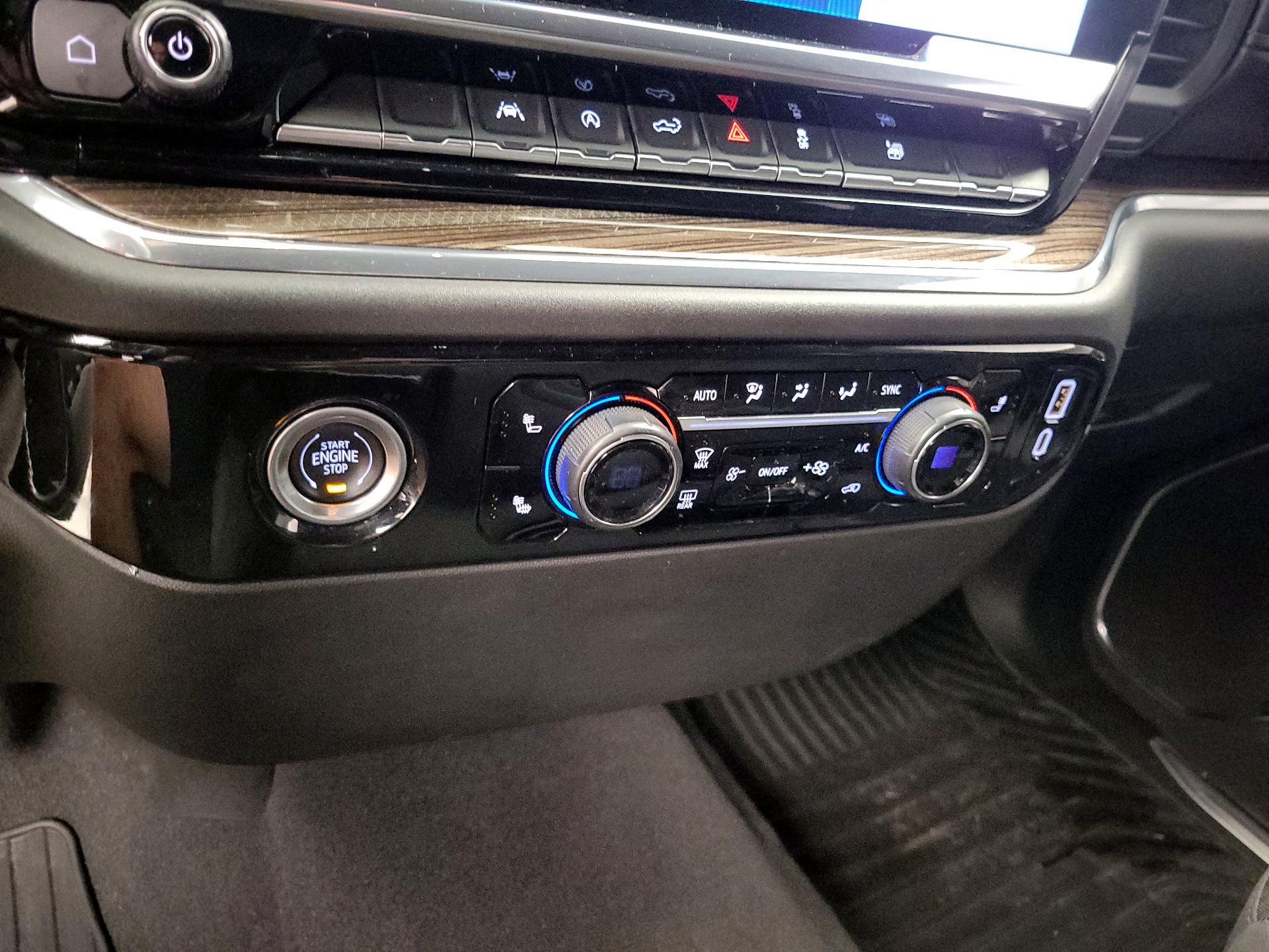 Thumbnail: 2024 Chevrolet Silverado 1500 - 17