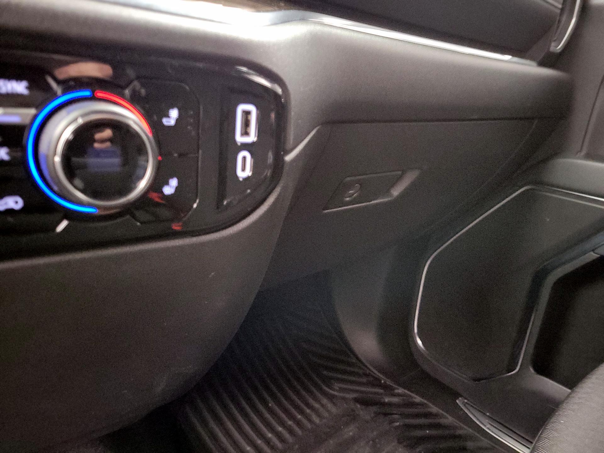 Thumbnail: 2024 Chevrolet Silverado 1500 - 19