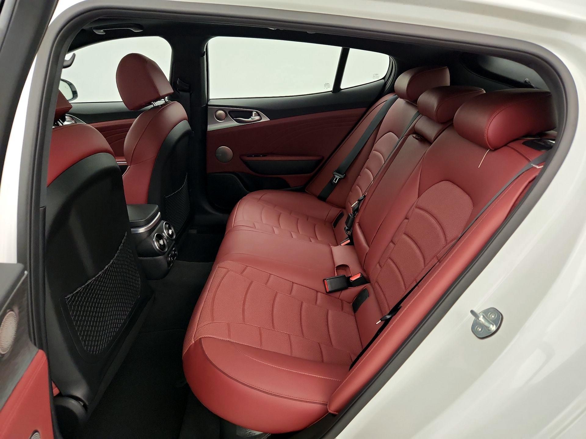 Thumbnail: 2023 Kia Stinger - 20