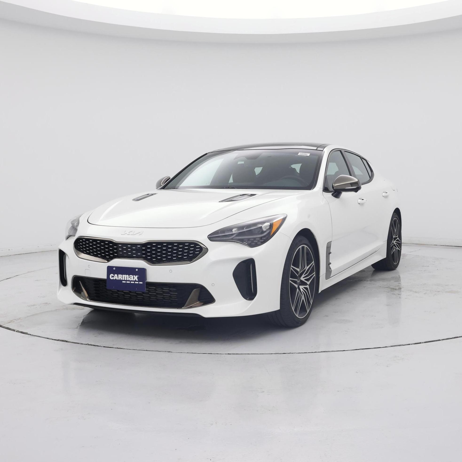 Thumbnail: 2023 Kia Stinger - 4
