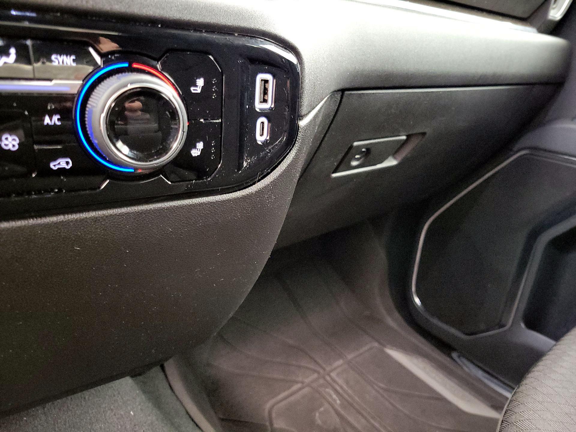 Thumbnail: 2024 Chevrolet Silverado 1500 - 19
