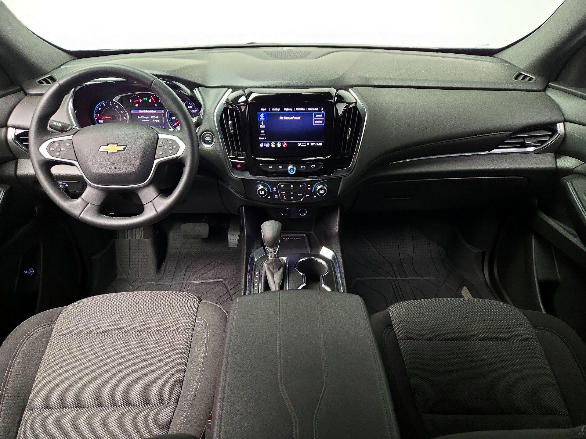 Thumbnail: 2023 Chevrolet Traverse - 9
