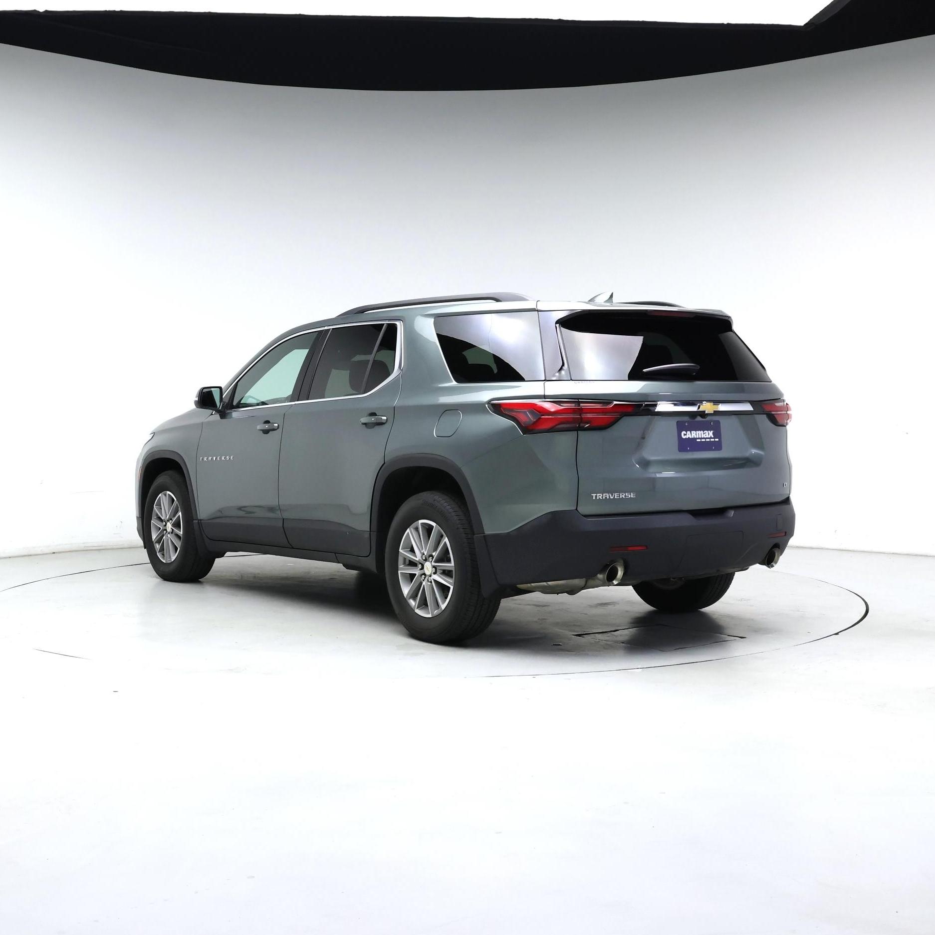 Thumbnail: 2023 Chevrolet Traverse - 2