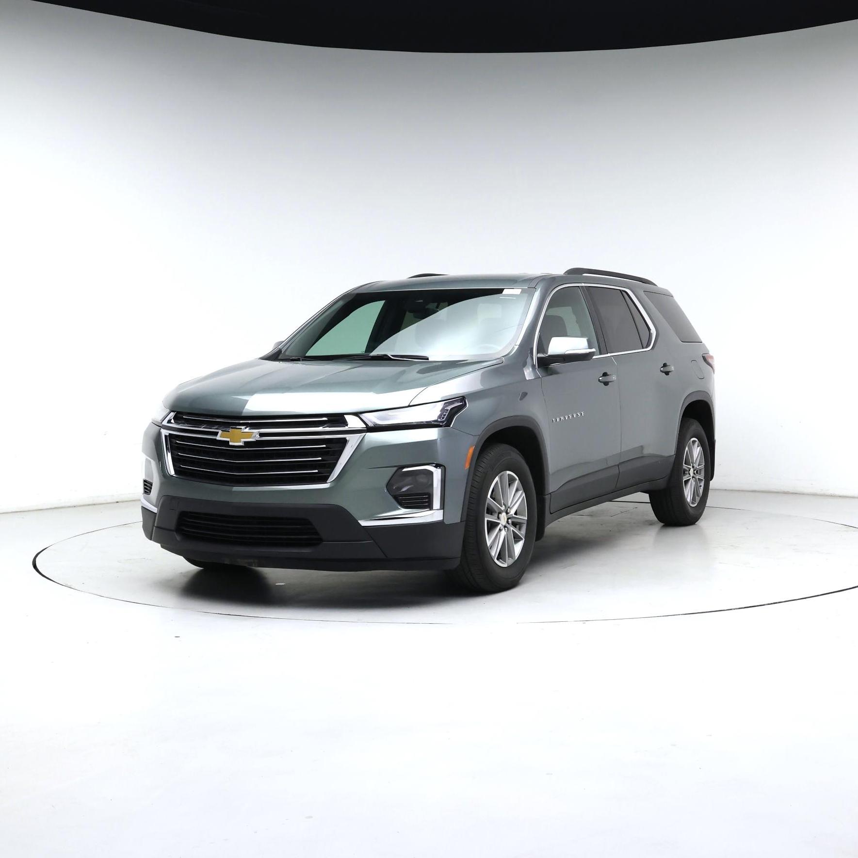 Thumbnail: 2023 Chevrolet Traverse - 4
