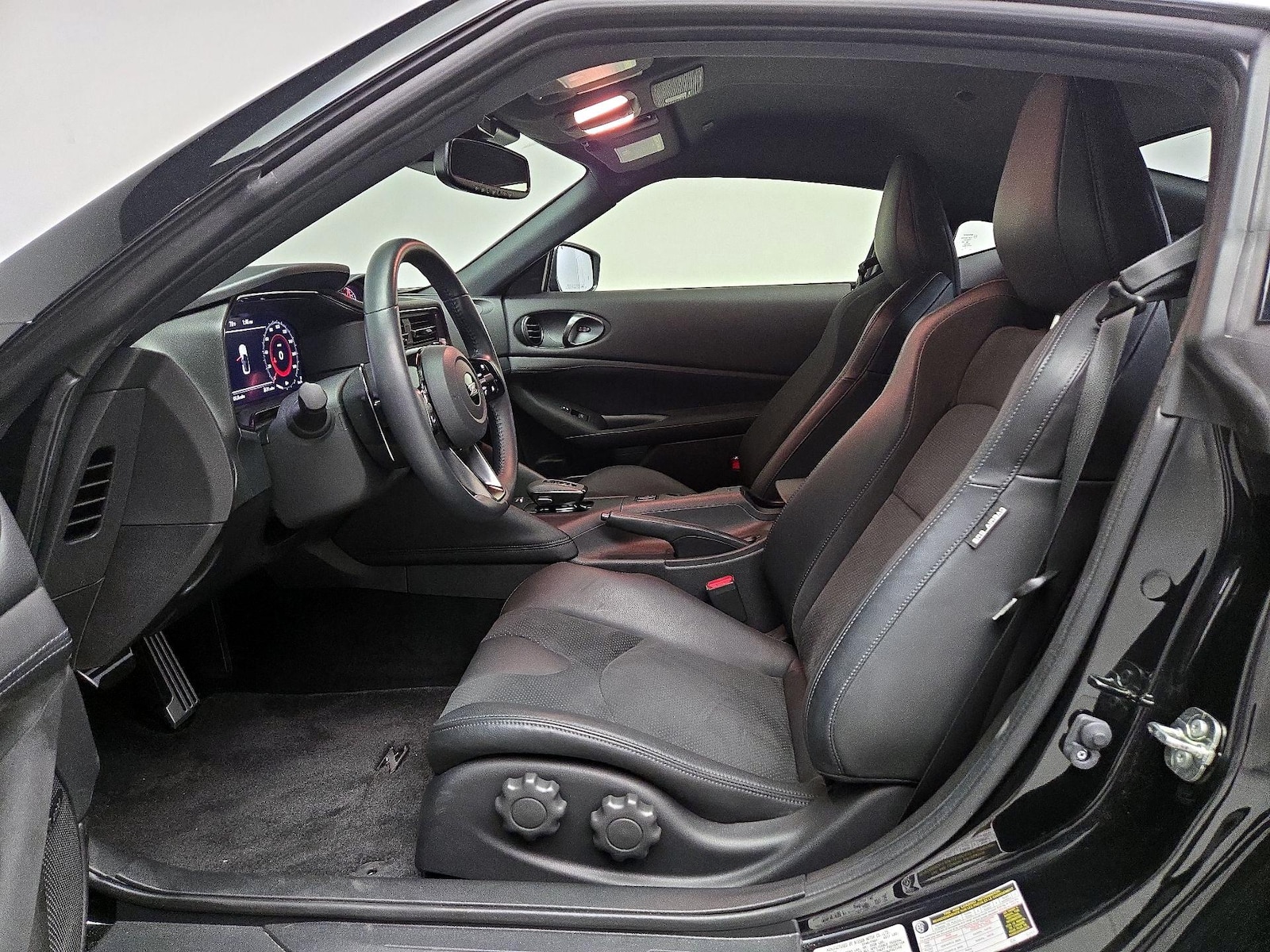 2025 Nissan Z Performance - Photo 12
