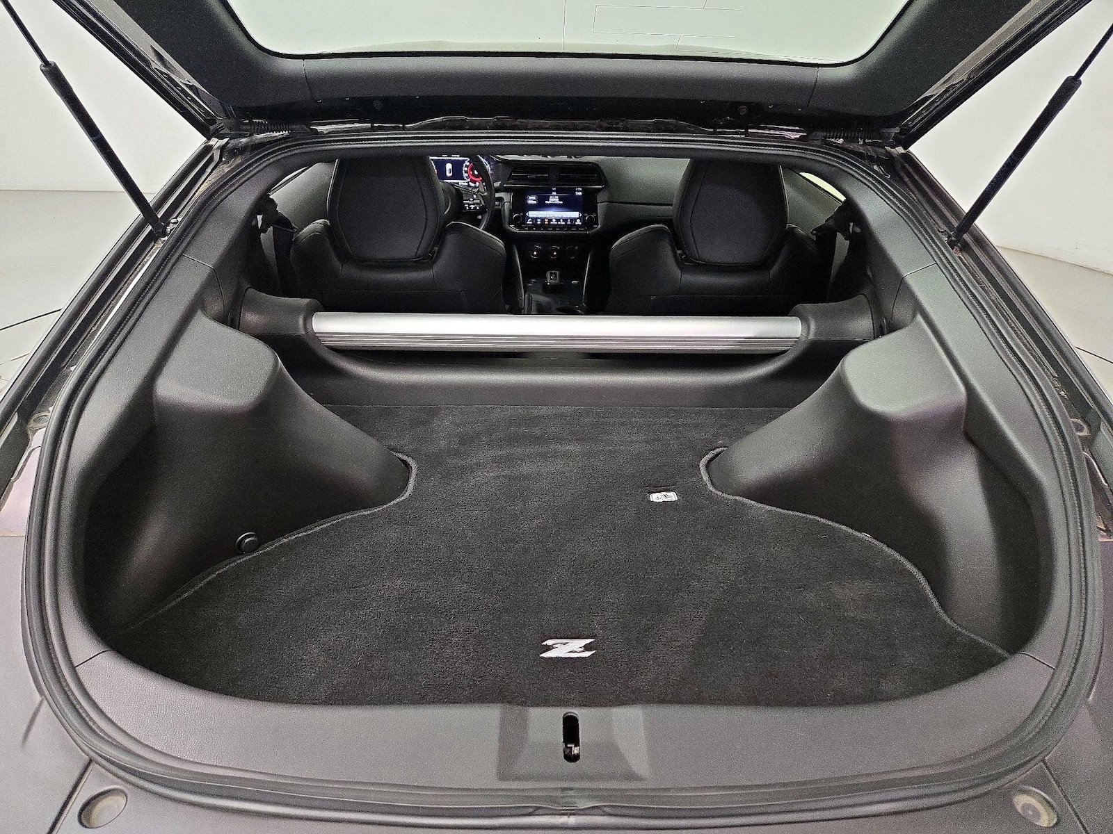 2025 Nissan Z Performance - Photo 21