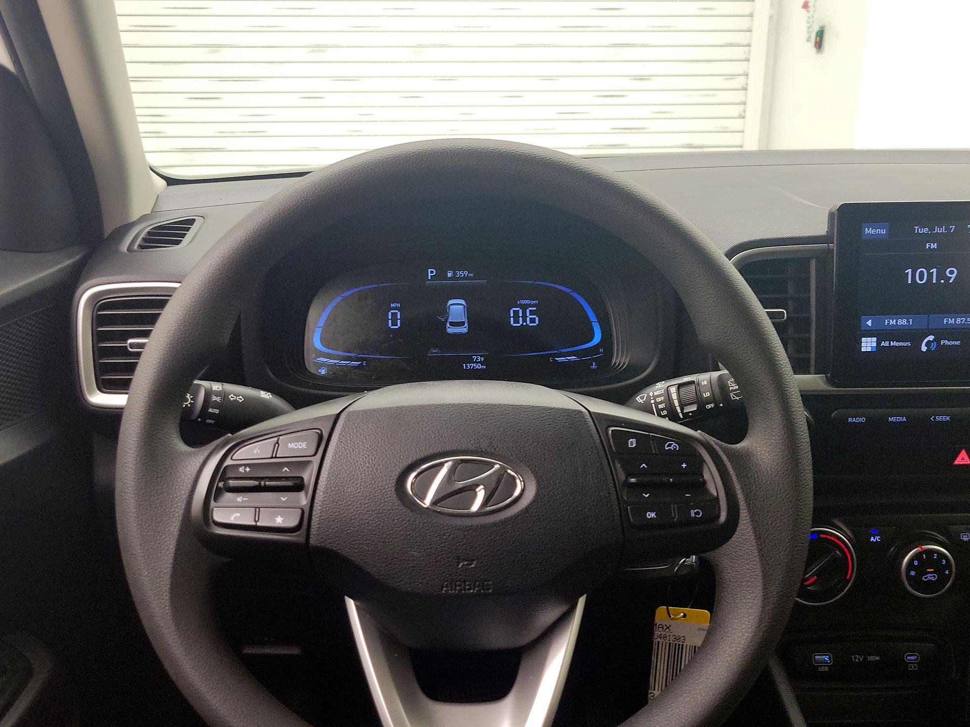 Thumbnail: 2025 Hyundai Venue - 10