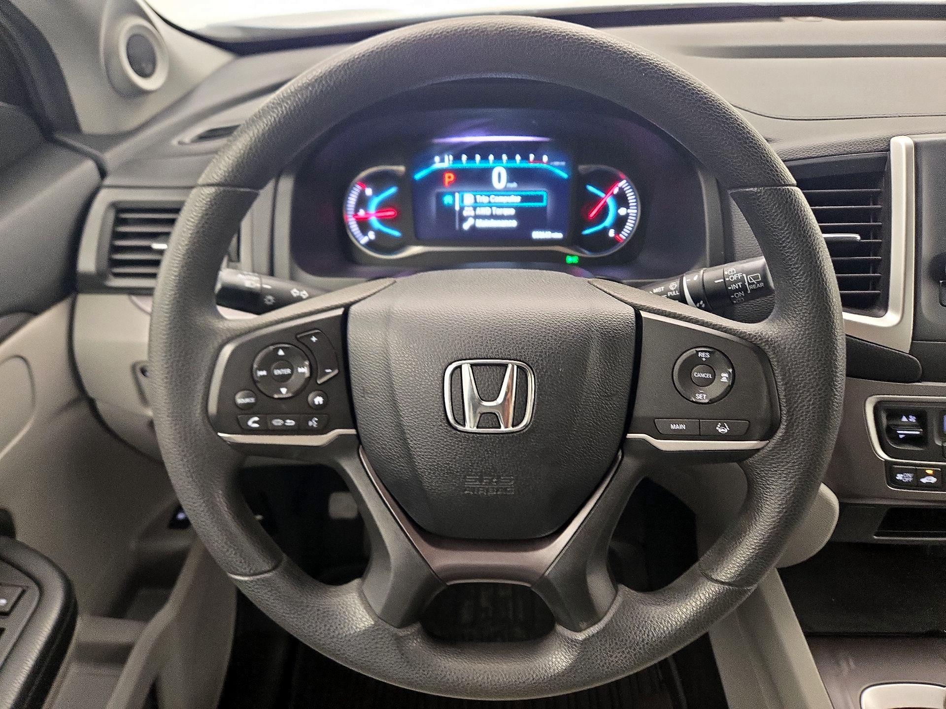 Thumbnail: 2019 Honda Pilot - 10