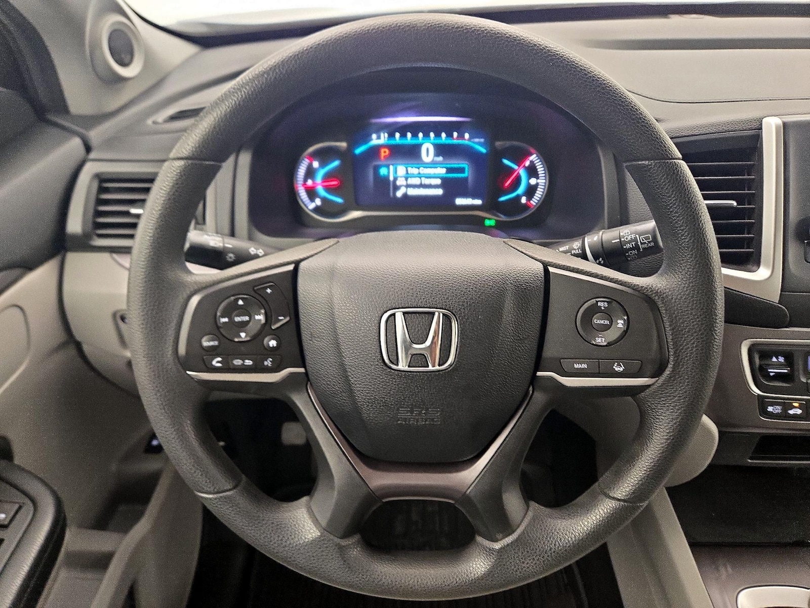 2019 Honda Pilot LX - Photo 11