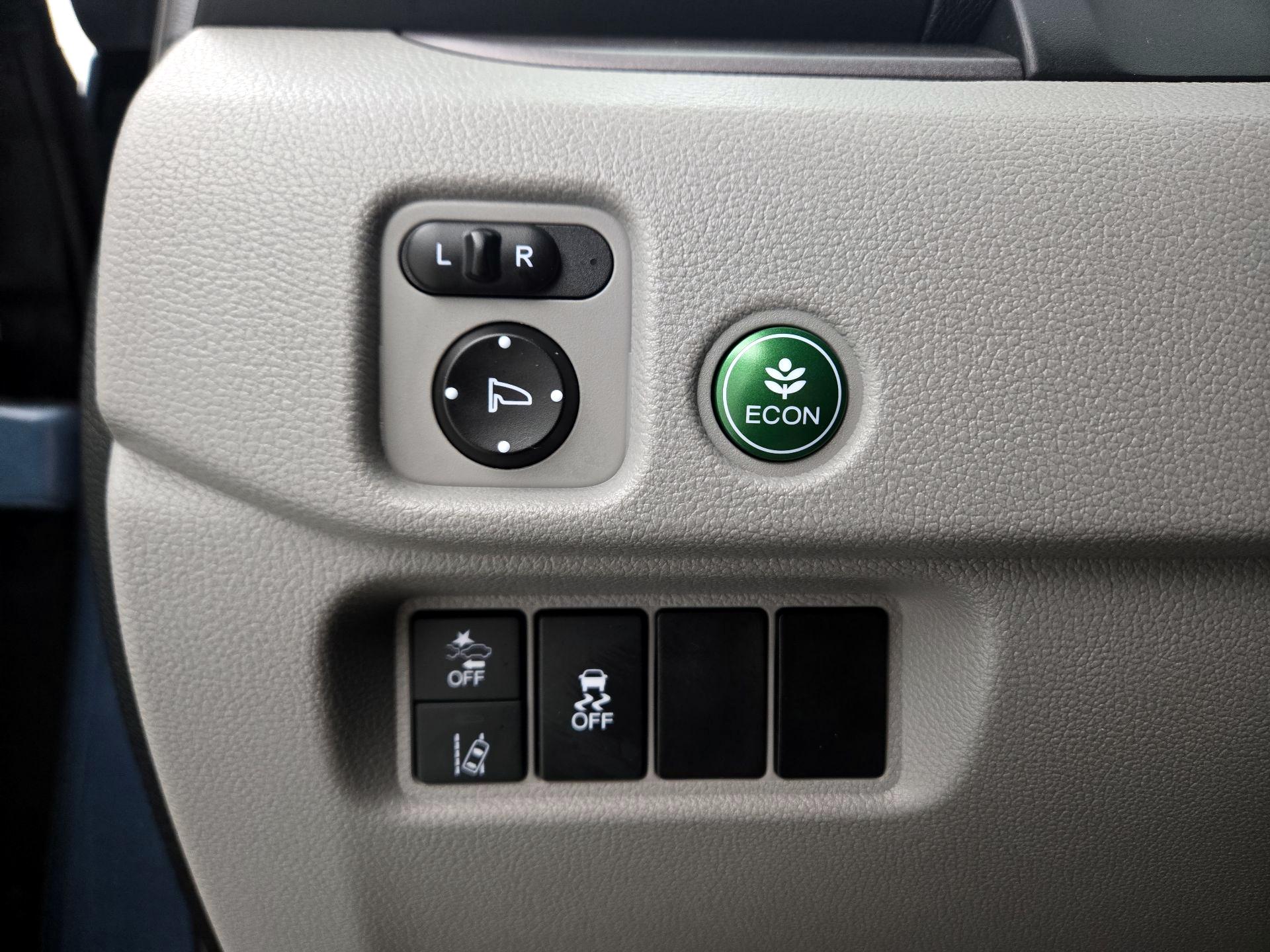 Thumbnail: 2019 Honda Pilot - 13