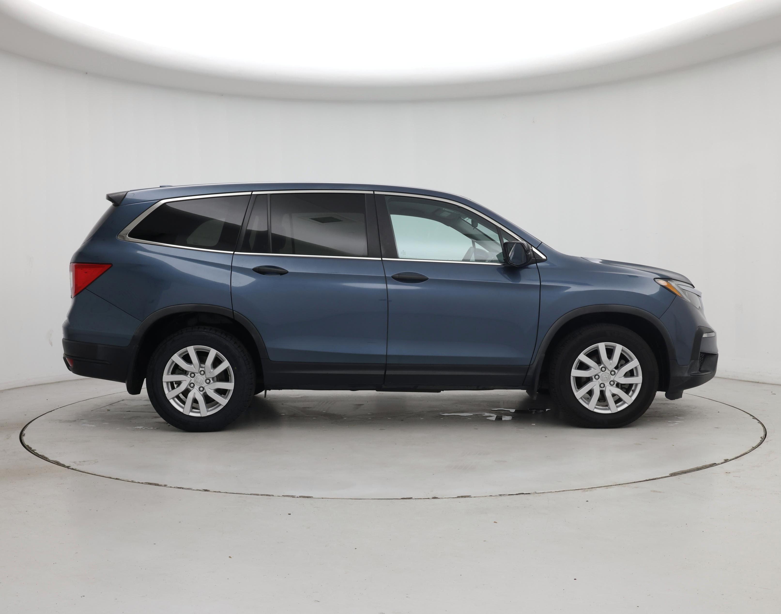 Thumbnail: 2019 Honda Pilot - 7