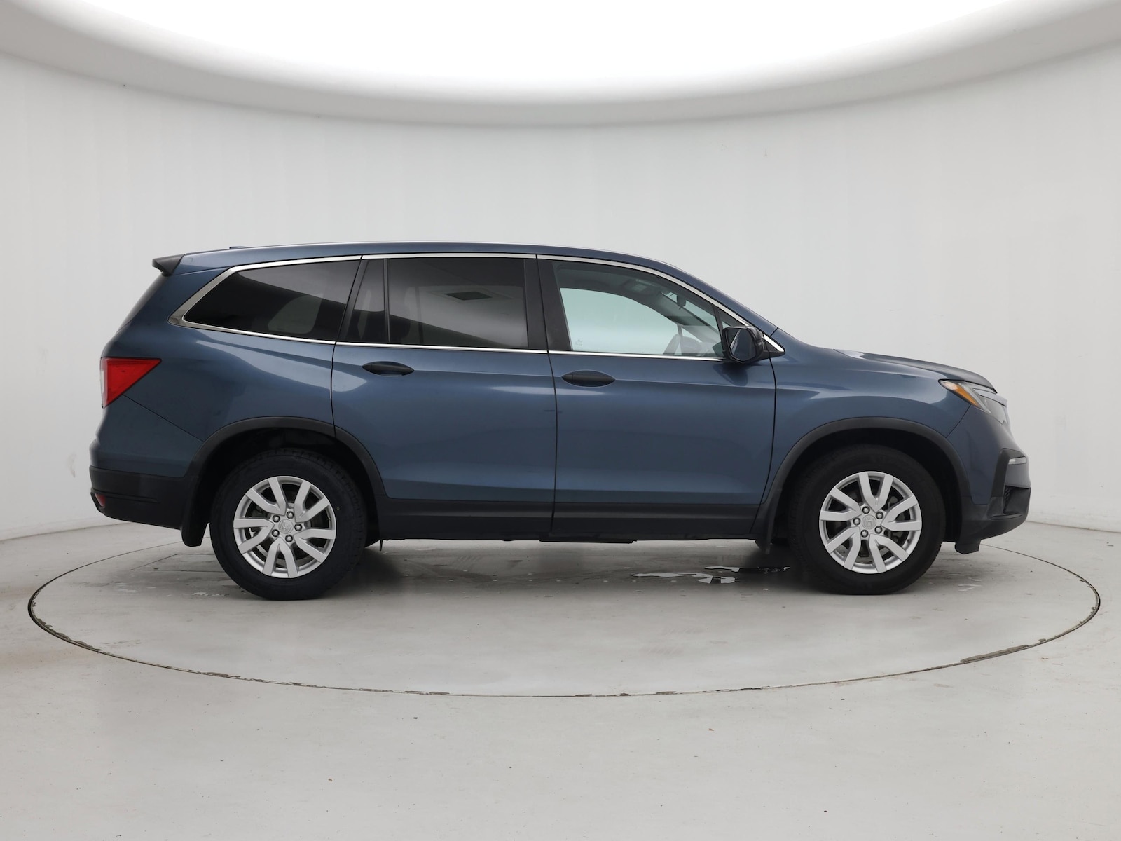 2019 Honda Pilot LX - Photo 8