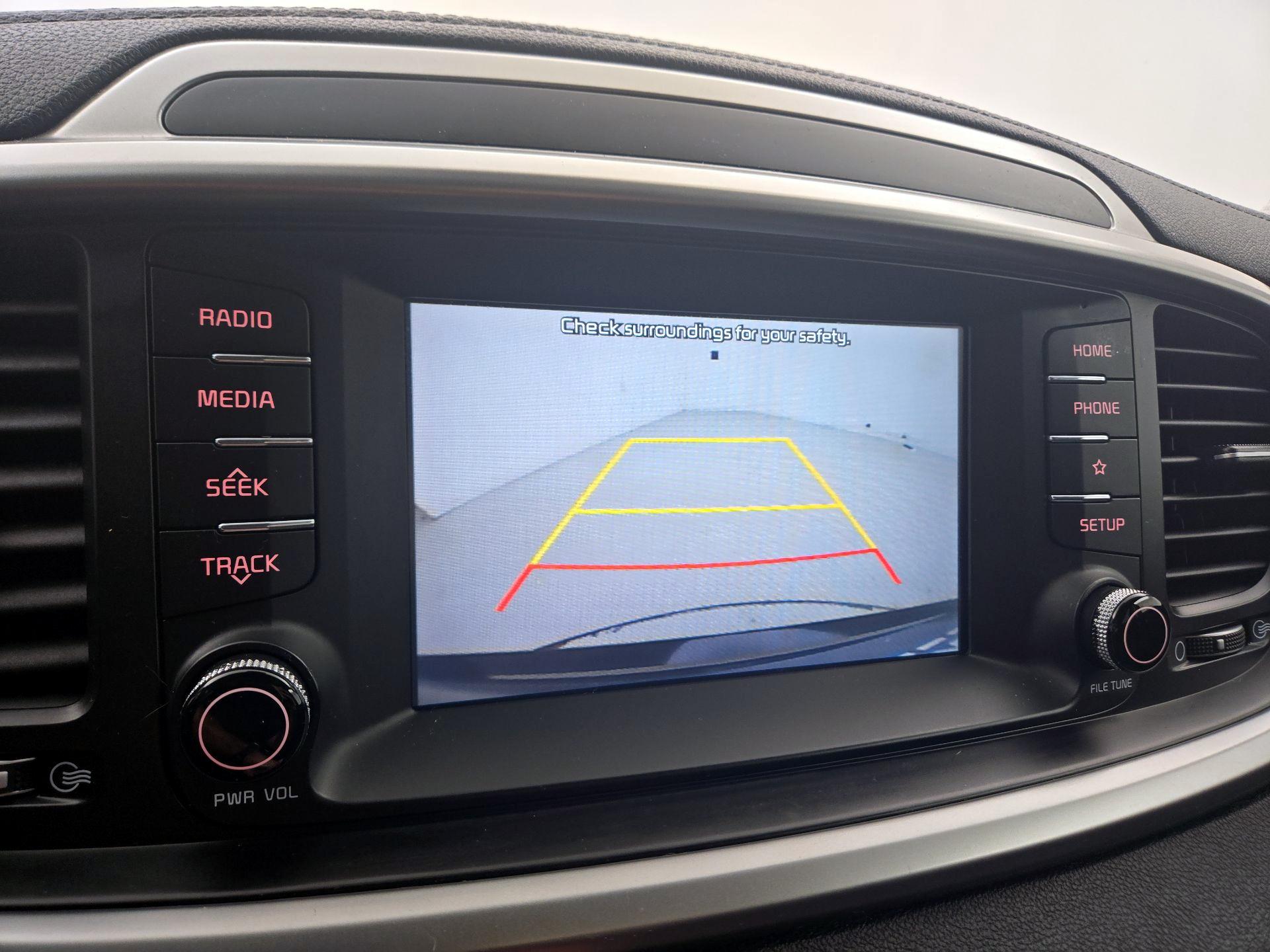Thumbnail: 2019 Kia Sorento - 14