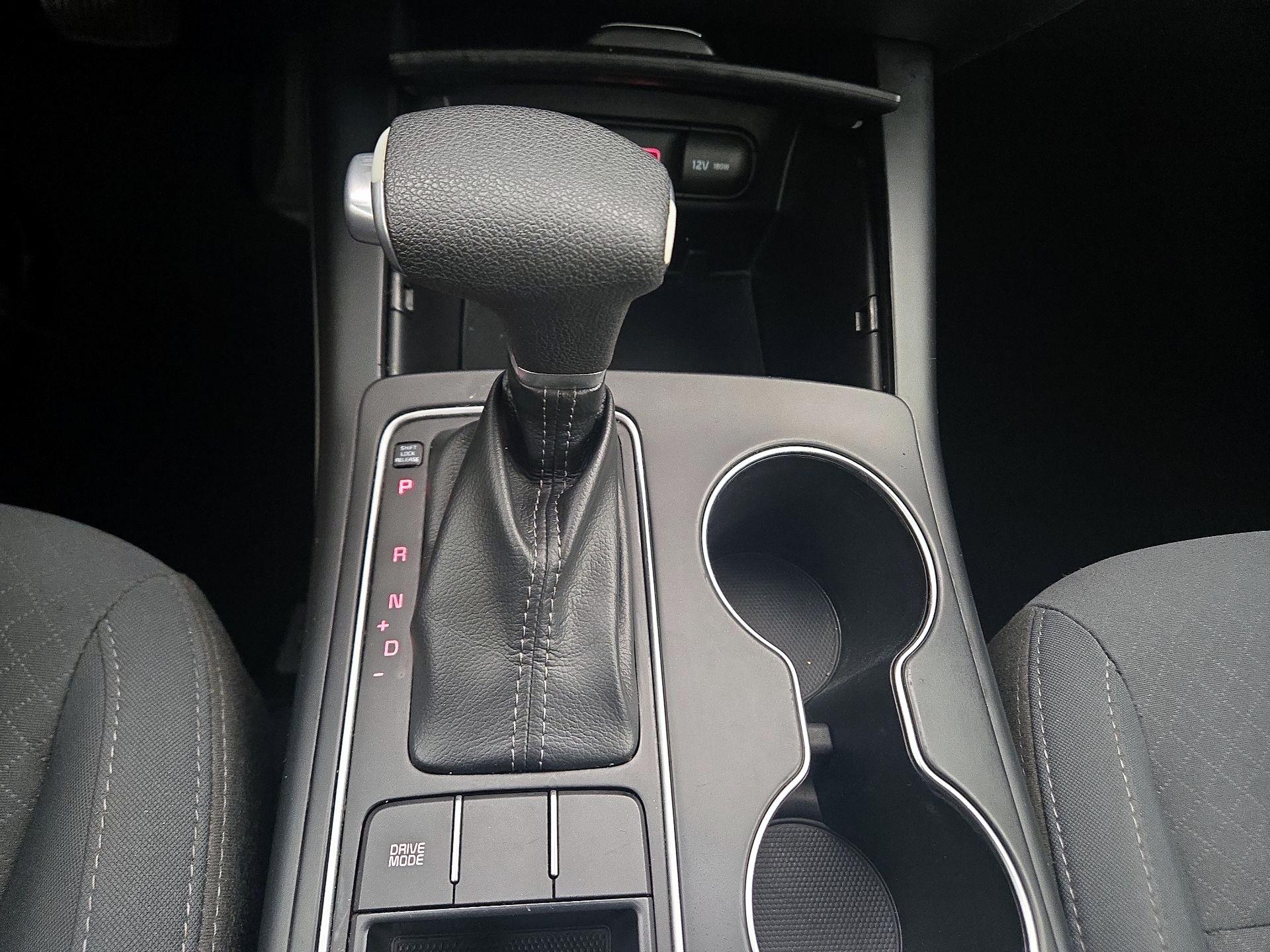 Thumbnail: 2019 Kia Sorento - 17